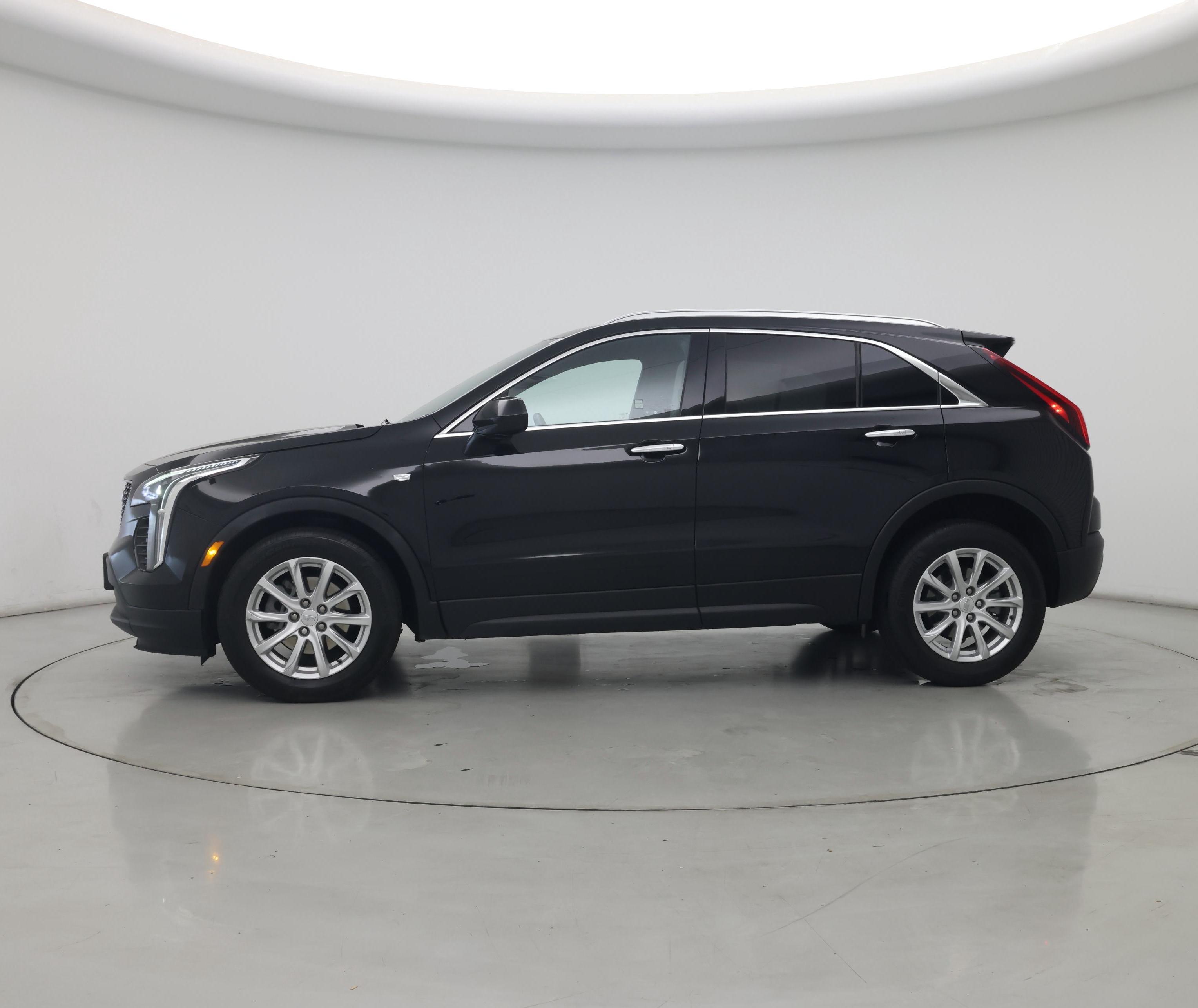 Thumbnail: 2023 Cadillac XT4 - 3