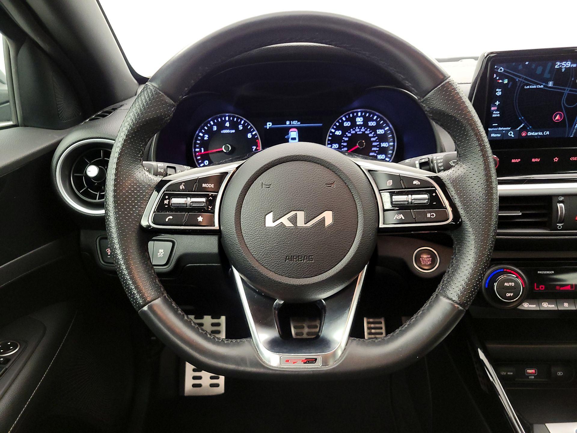 Thumbnail: 2023 Kia Forte - 10