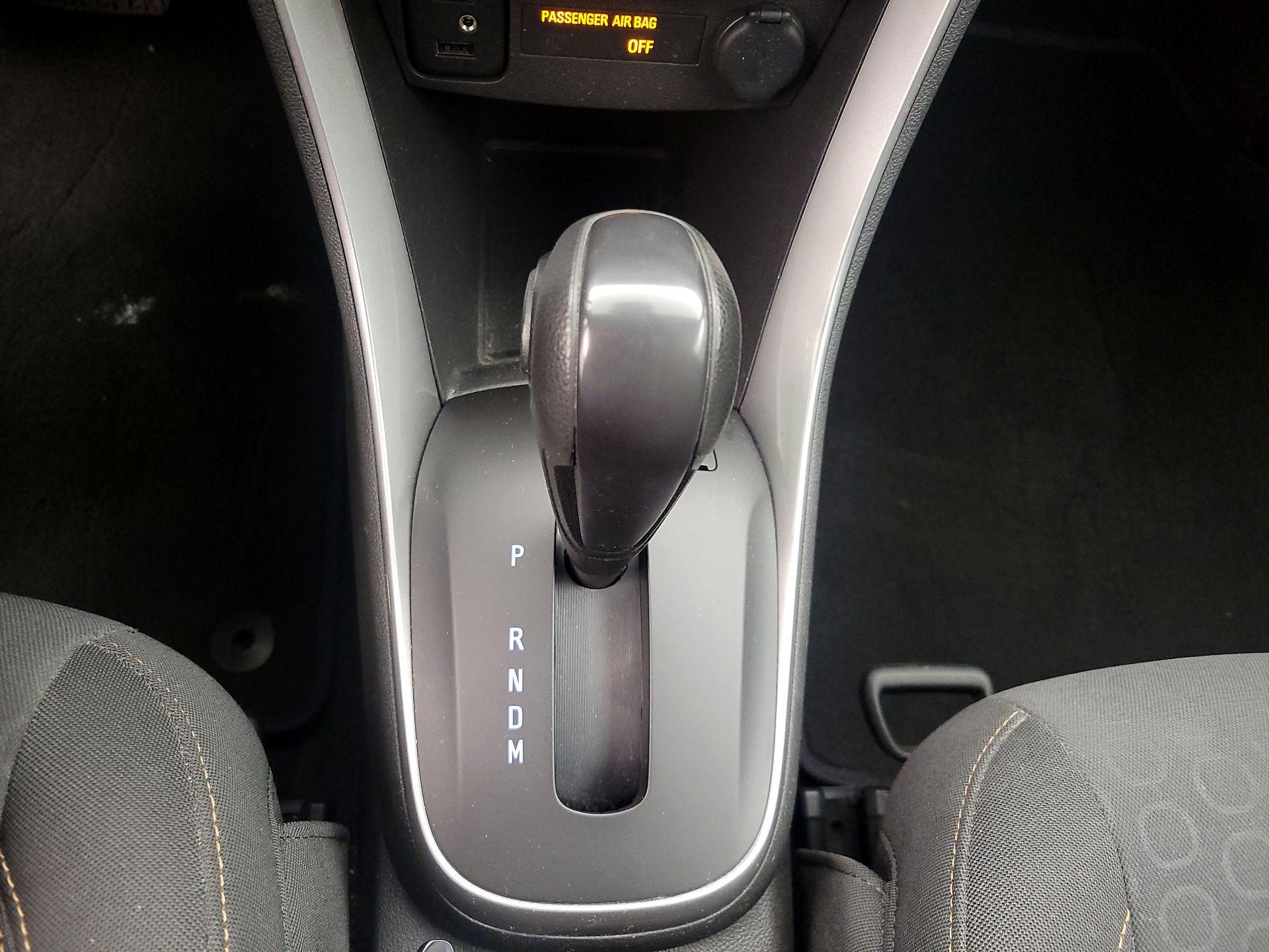 Thumbnail: 2022 Chevrolet Trax - 17