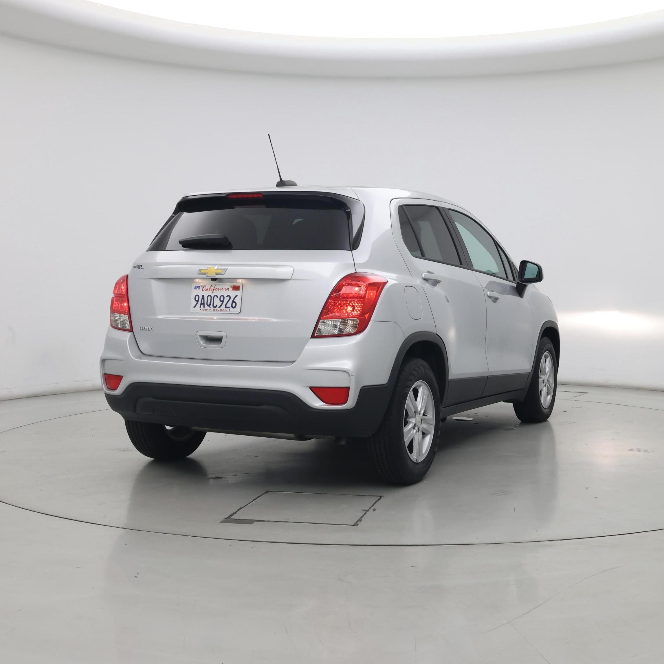 Thumbnail: 2022 Chevrolet Trax - 8