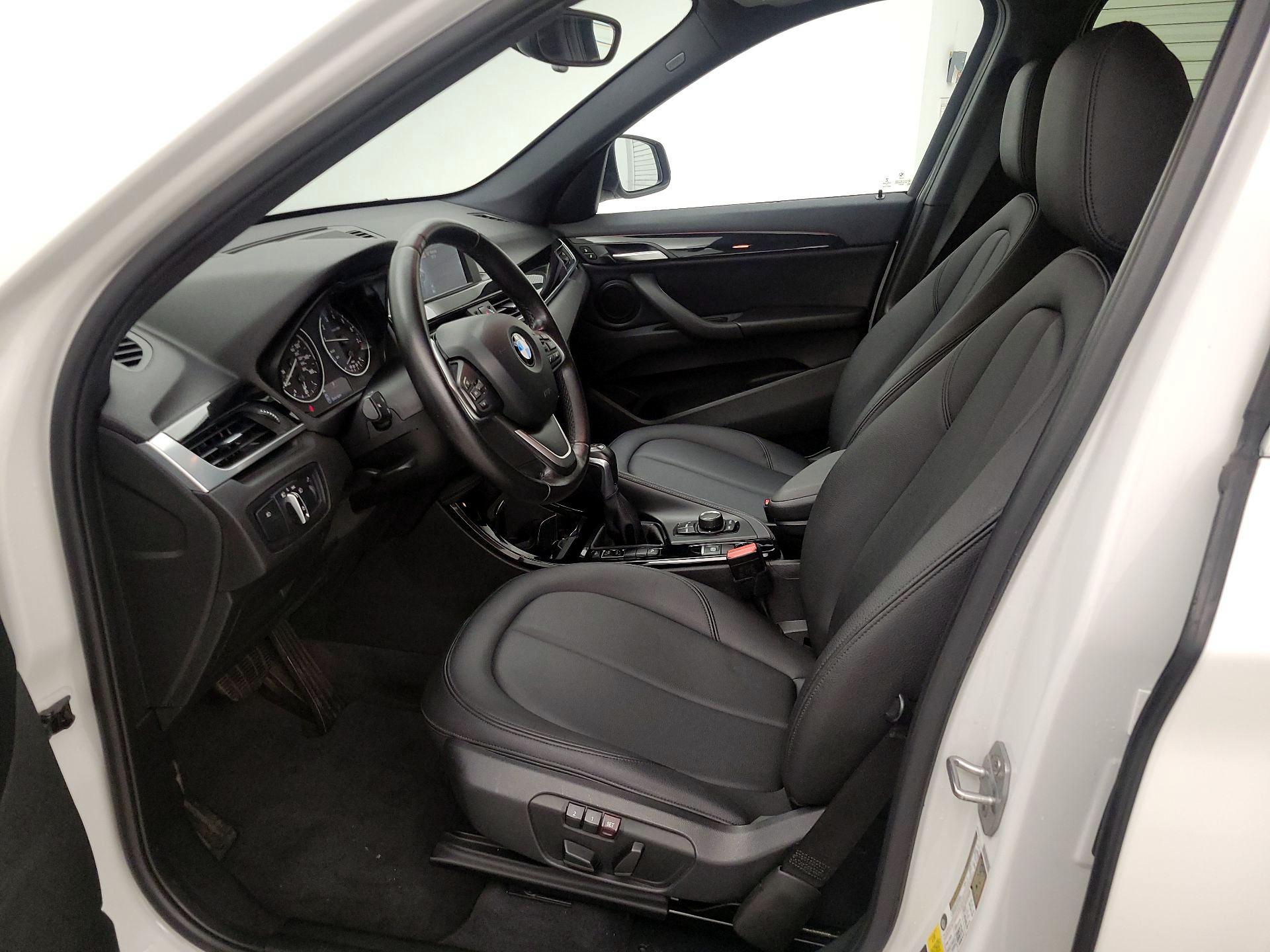 Thumbnail: 2016 BMW X1 - 11