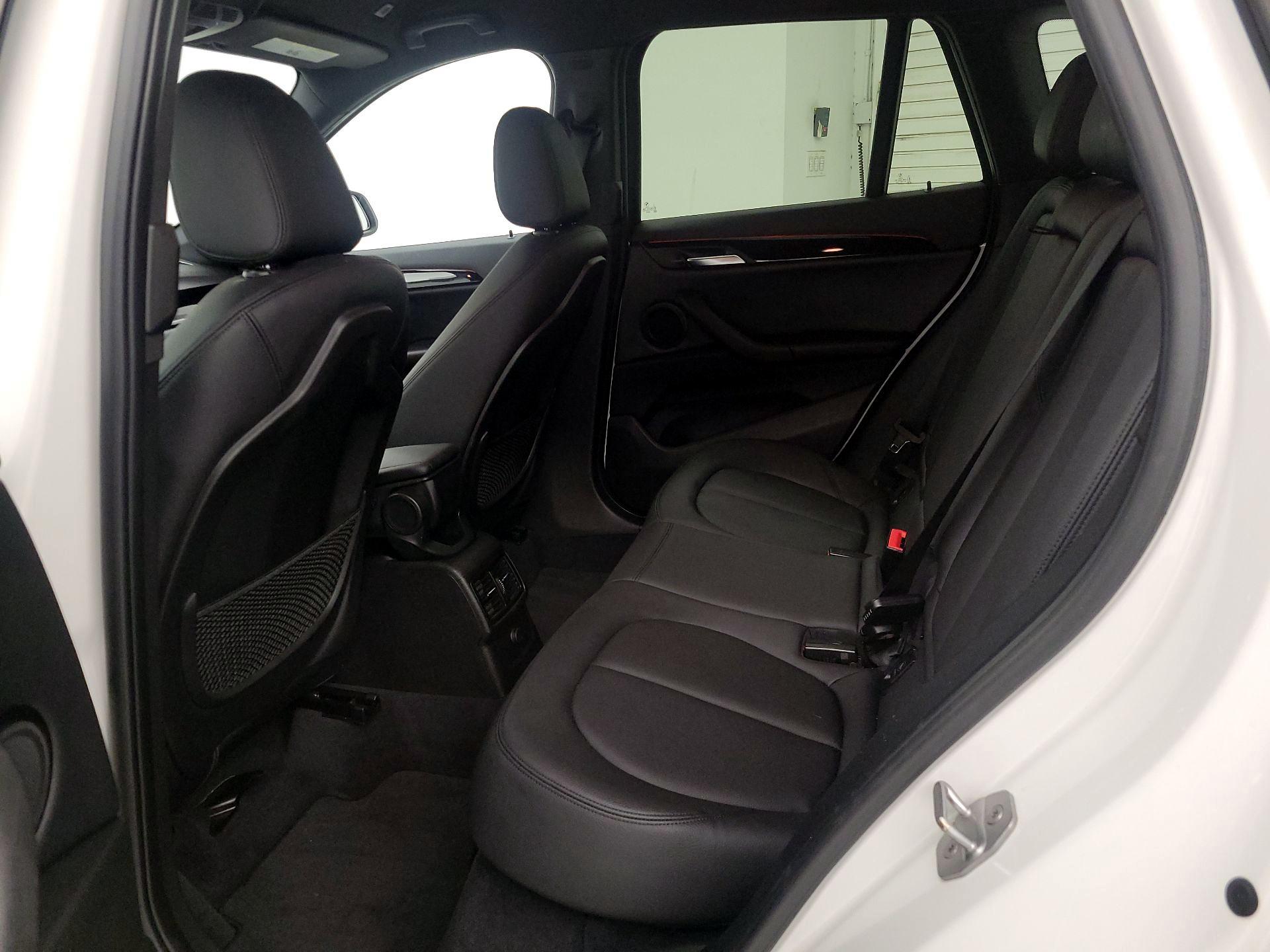 Thumbnail: 2016 BMW X1 - 18
