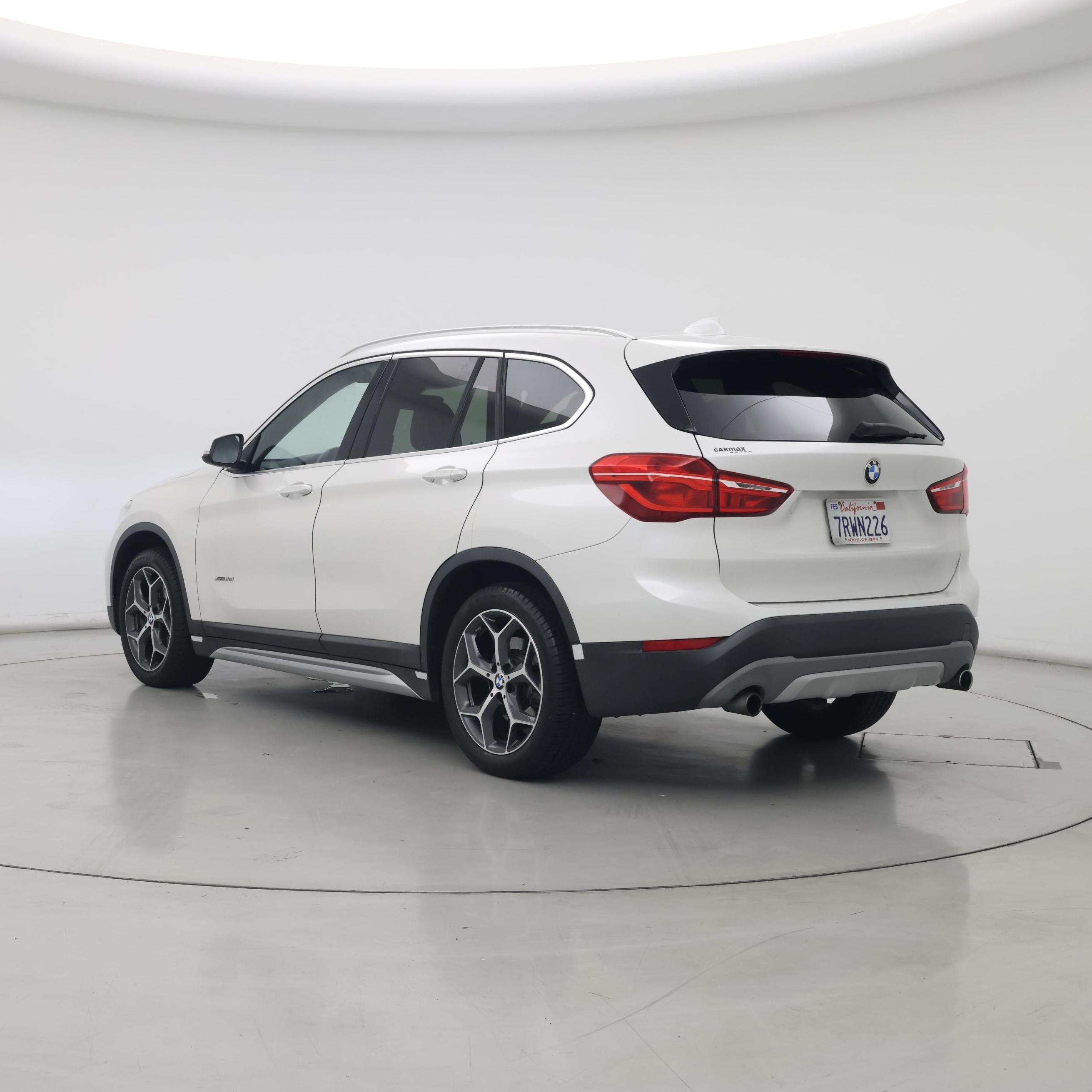 Thumbnail: 2016 BMW X1 - 2
