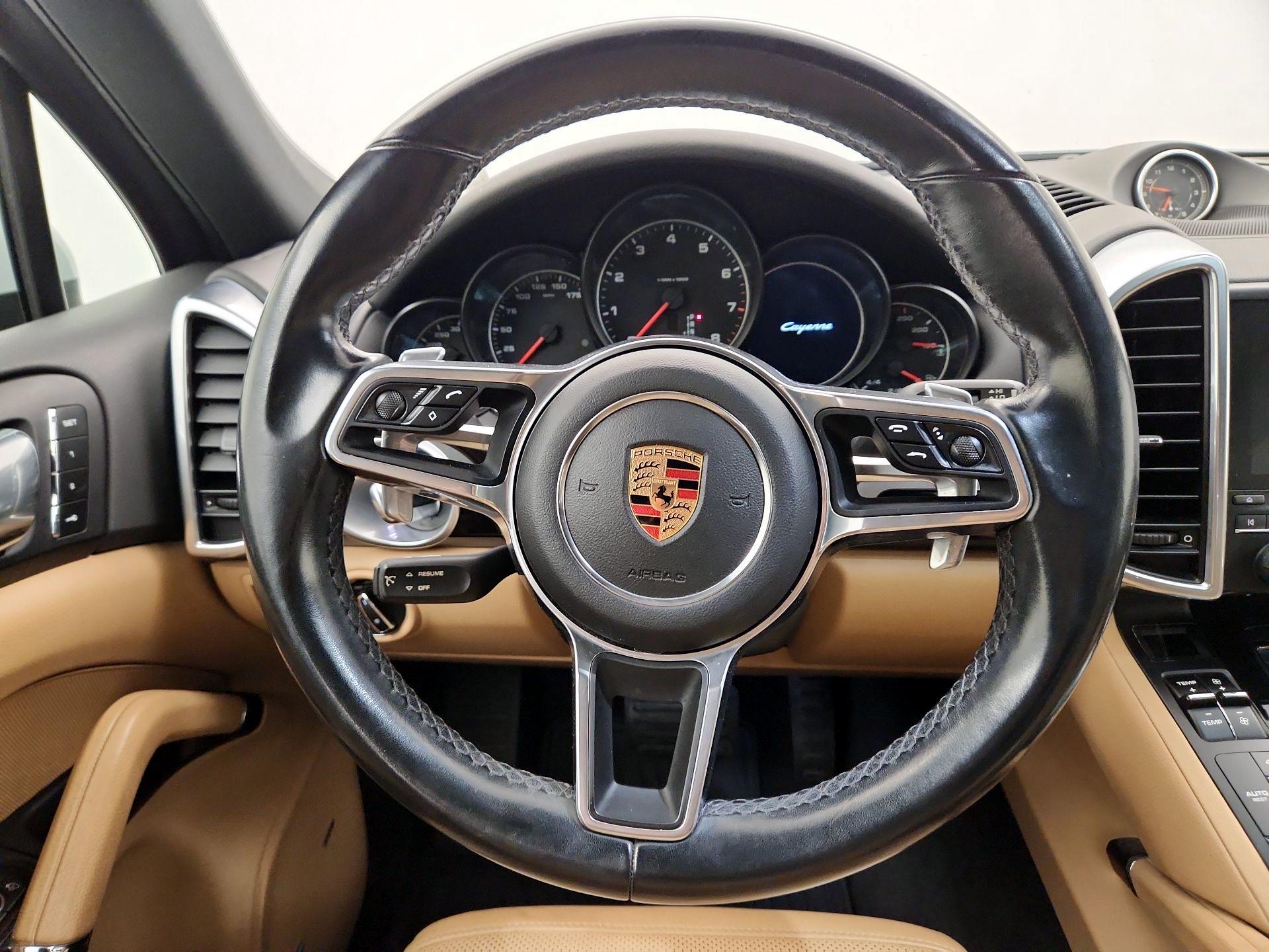 Thumbnail: 2018 Porsche Cayenne - 10