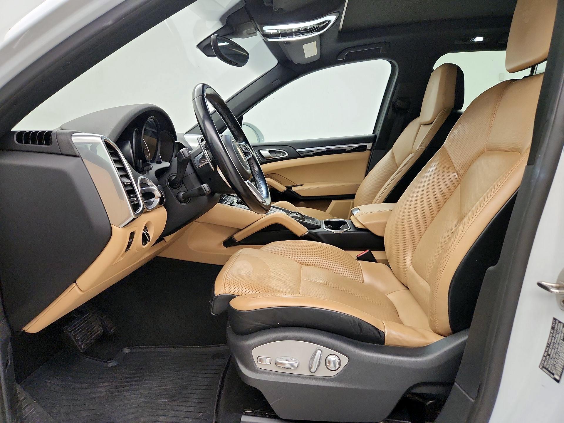 Thumbnail: 2018 Porsche Cayenne - 11