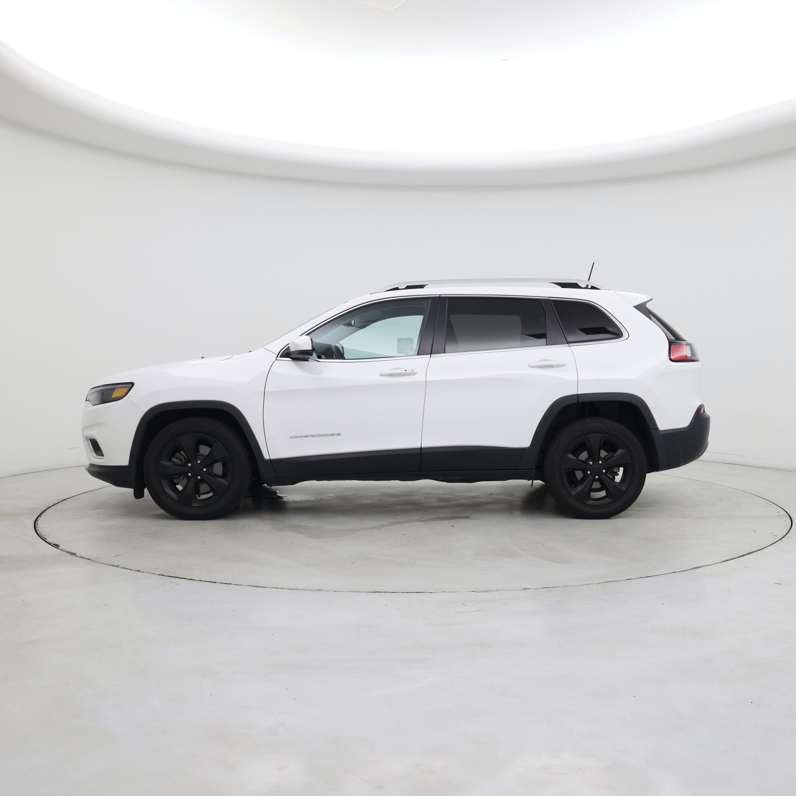 Thumbnail: 2019 Jeep Cherokee - 3