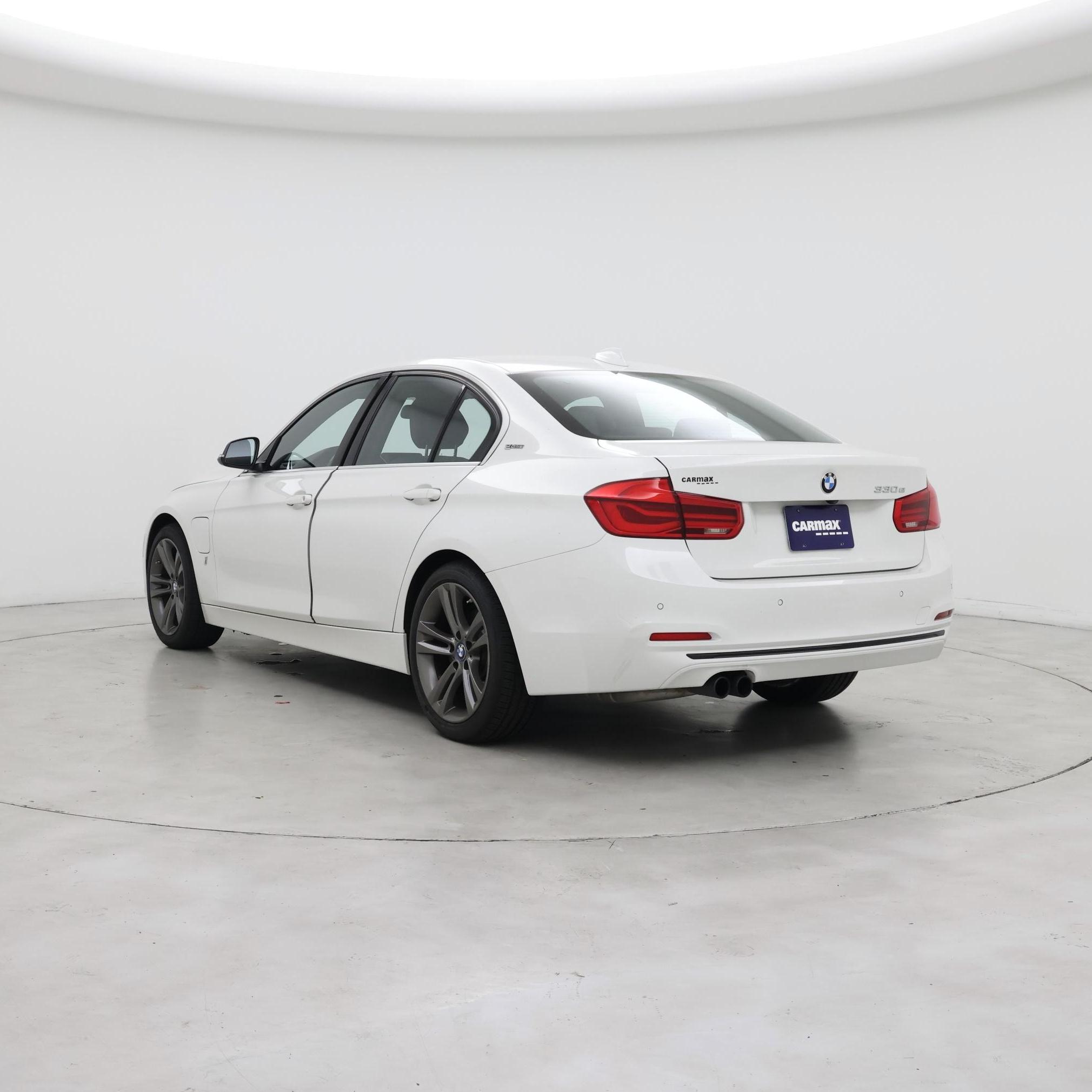Thumbnail: 2018 BMW 3 Series - 2