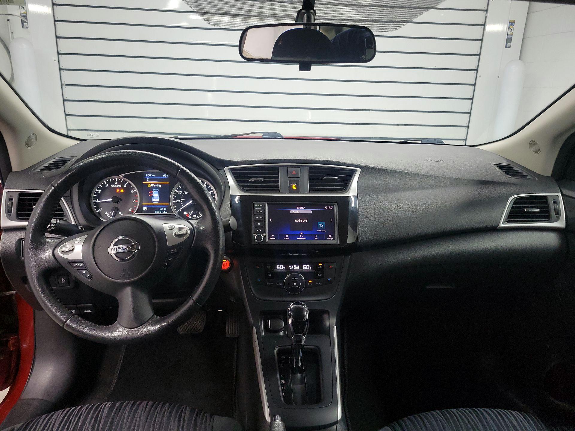 Thumbnail: 2019 Nissan Sentra - 9