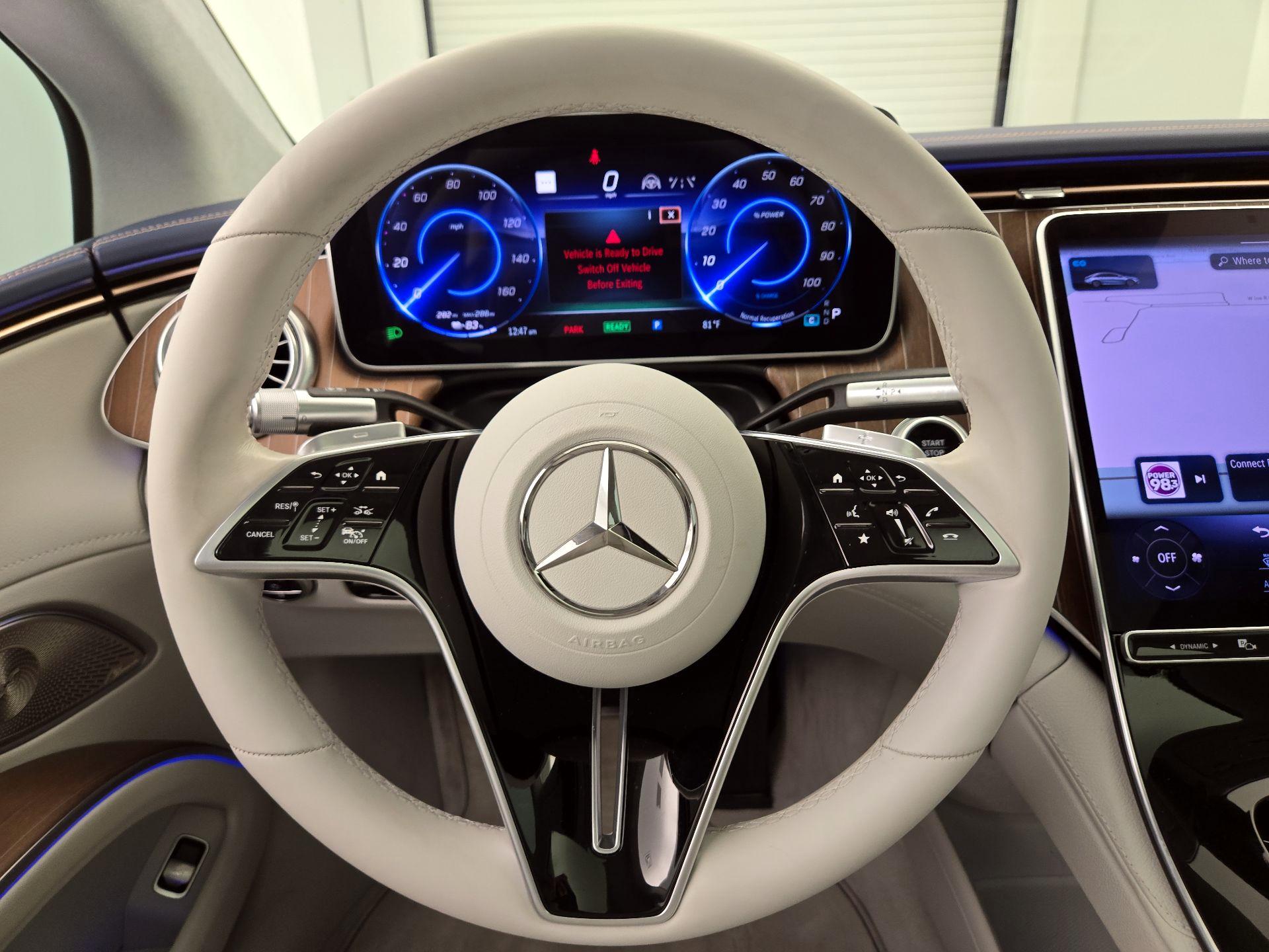 Thumbnail: 2022 Mercedes-Benz EQS - 10