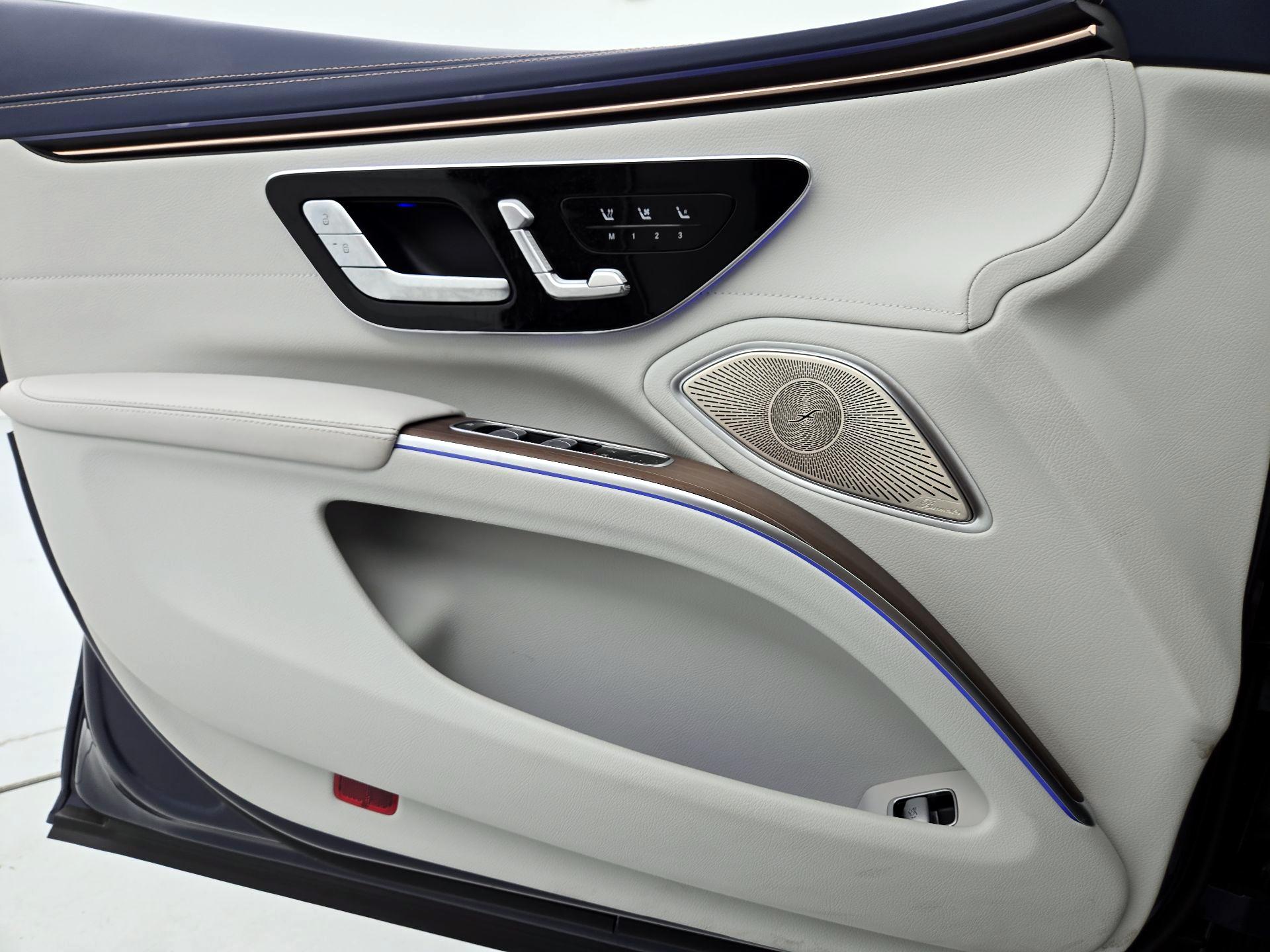 Thumbnail: 2022 Mercedes-Benz EQS - 12