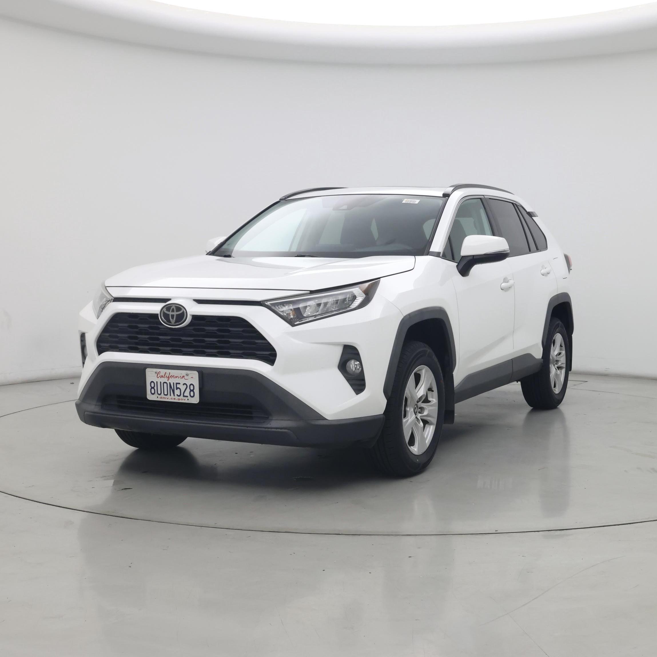 Thumbnail: 2021 Toyota RAV4 - 4