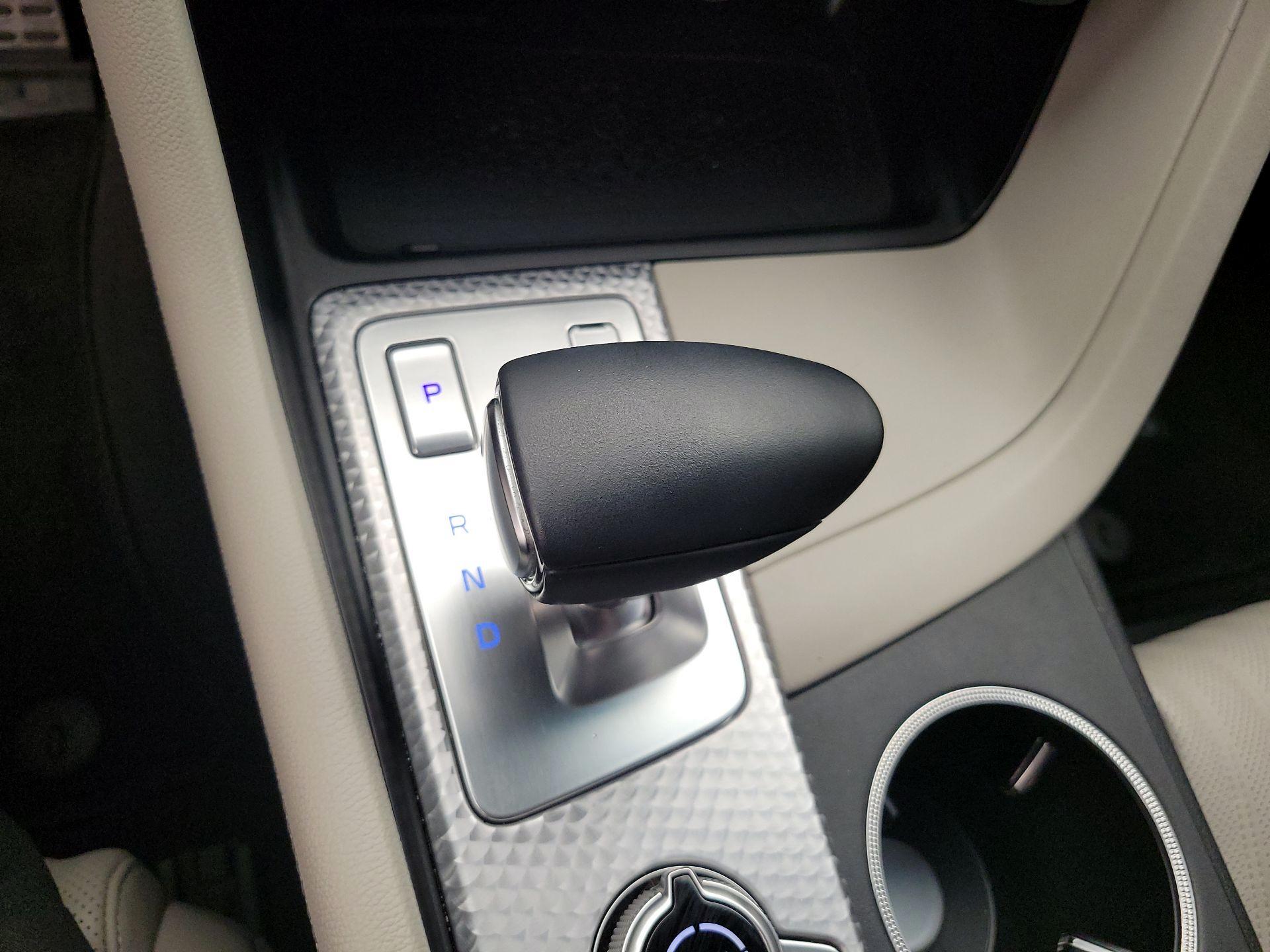 Thumbnail: 2023 Genesis G70 - 17
