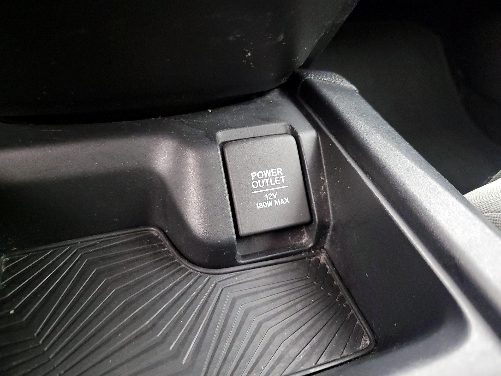 Thumbnail: 2017 Honda CR-V - 18