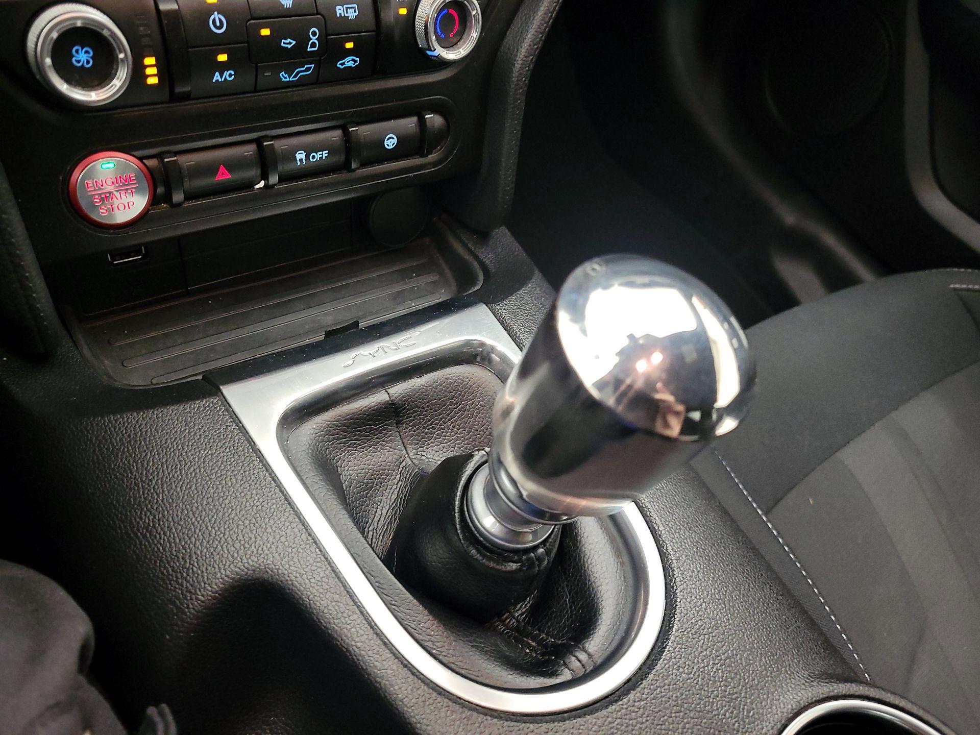 Thumbnail: 2019 Ford Mustang - 17