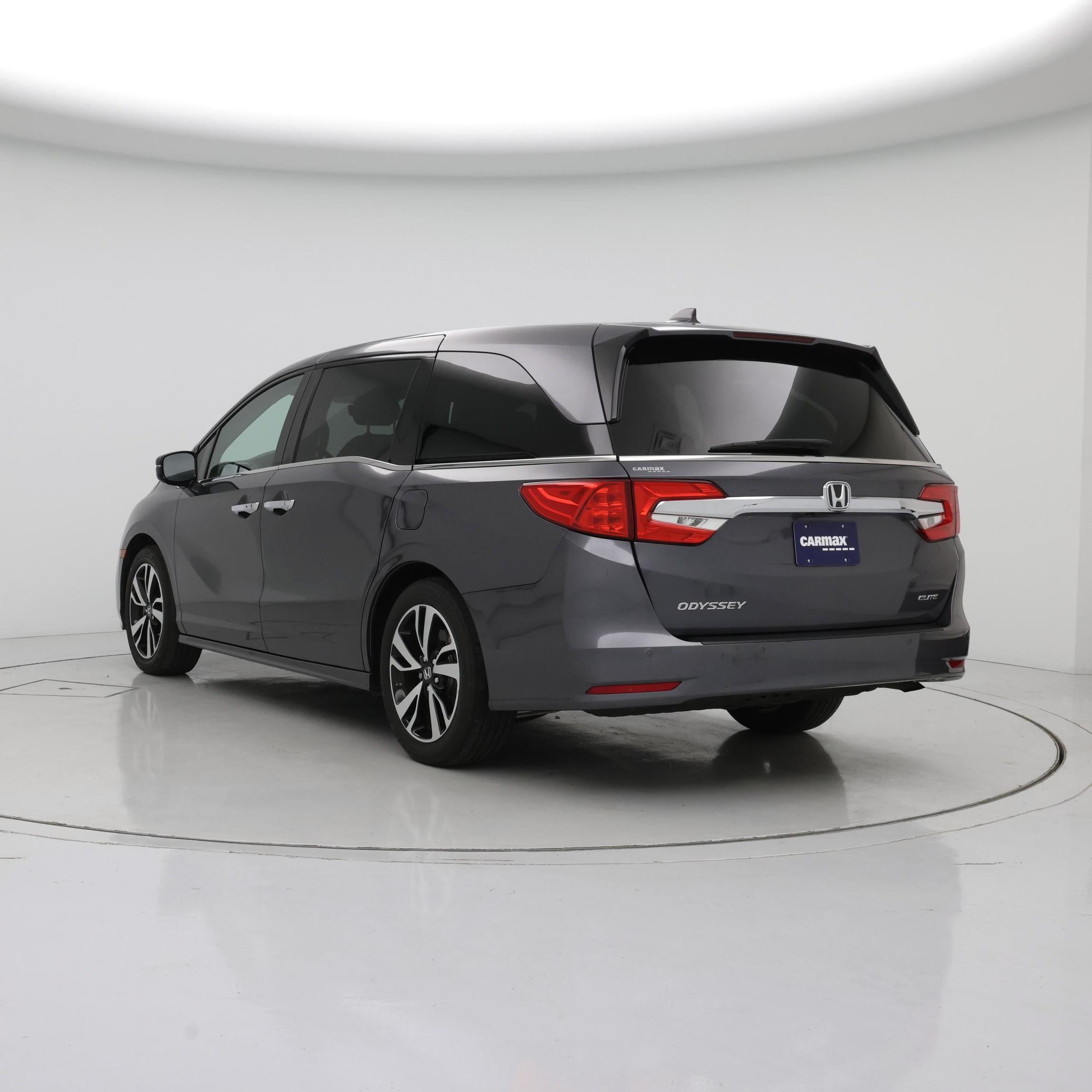 Thumbnail: 2019 Honda Odyssey - 2