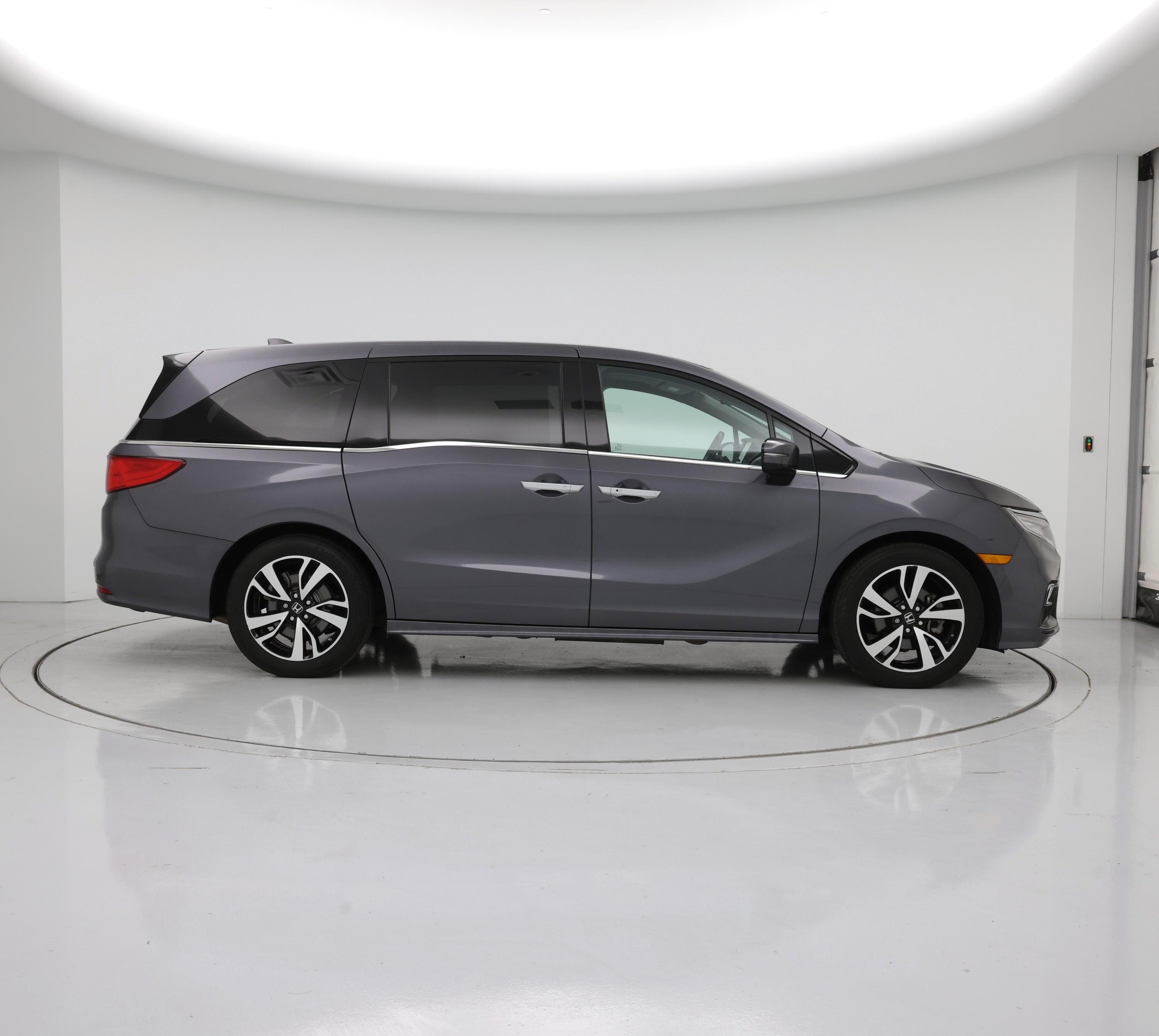 Thumbnail: 2019 Honda Odyssey - 7