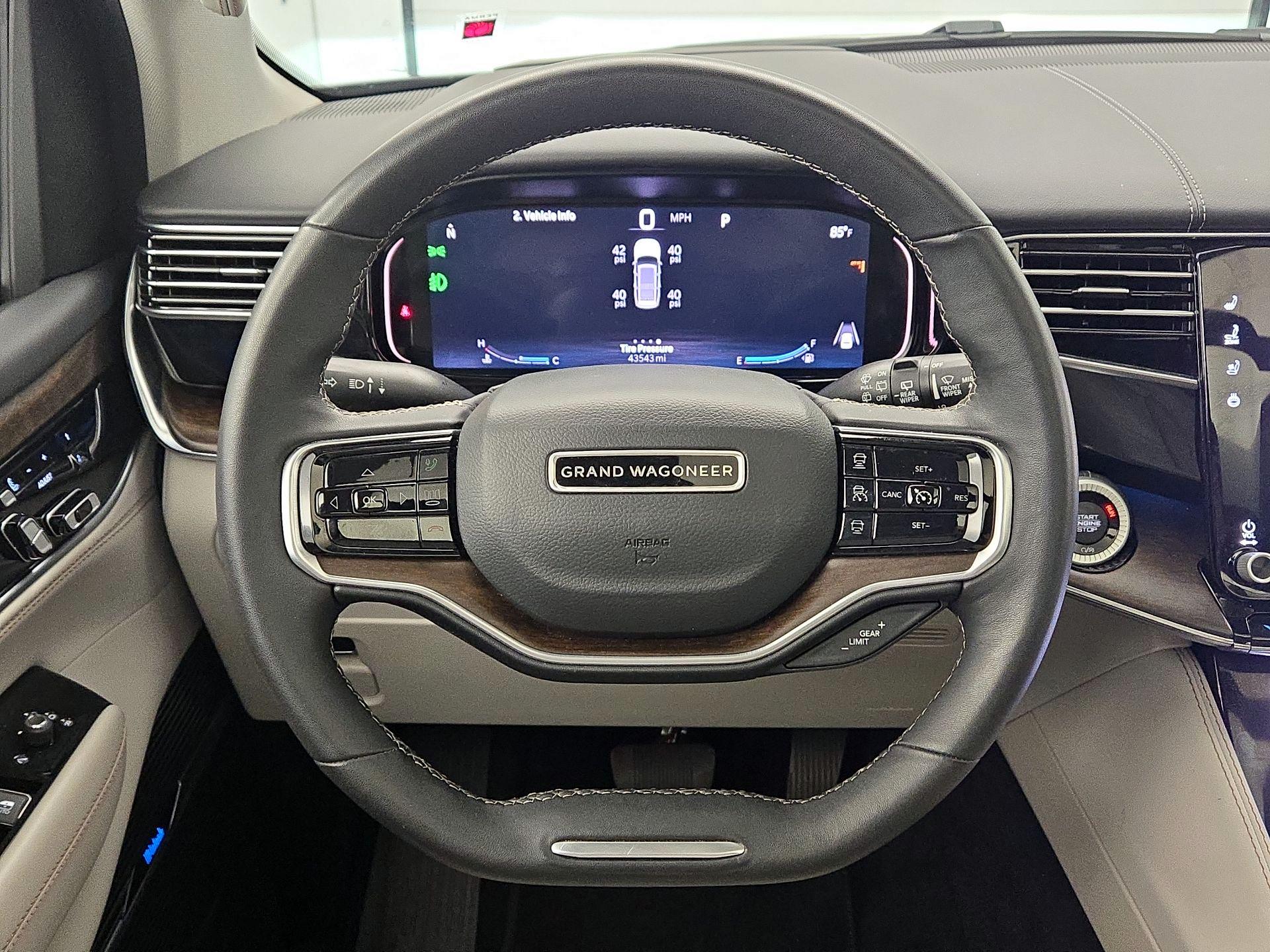Thumbnail: 2023 Jeep Grand Wagoneer - 10