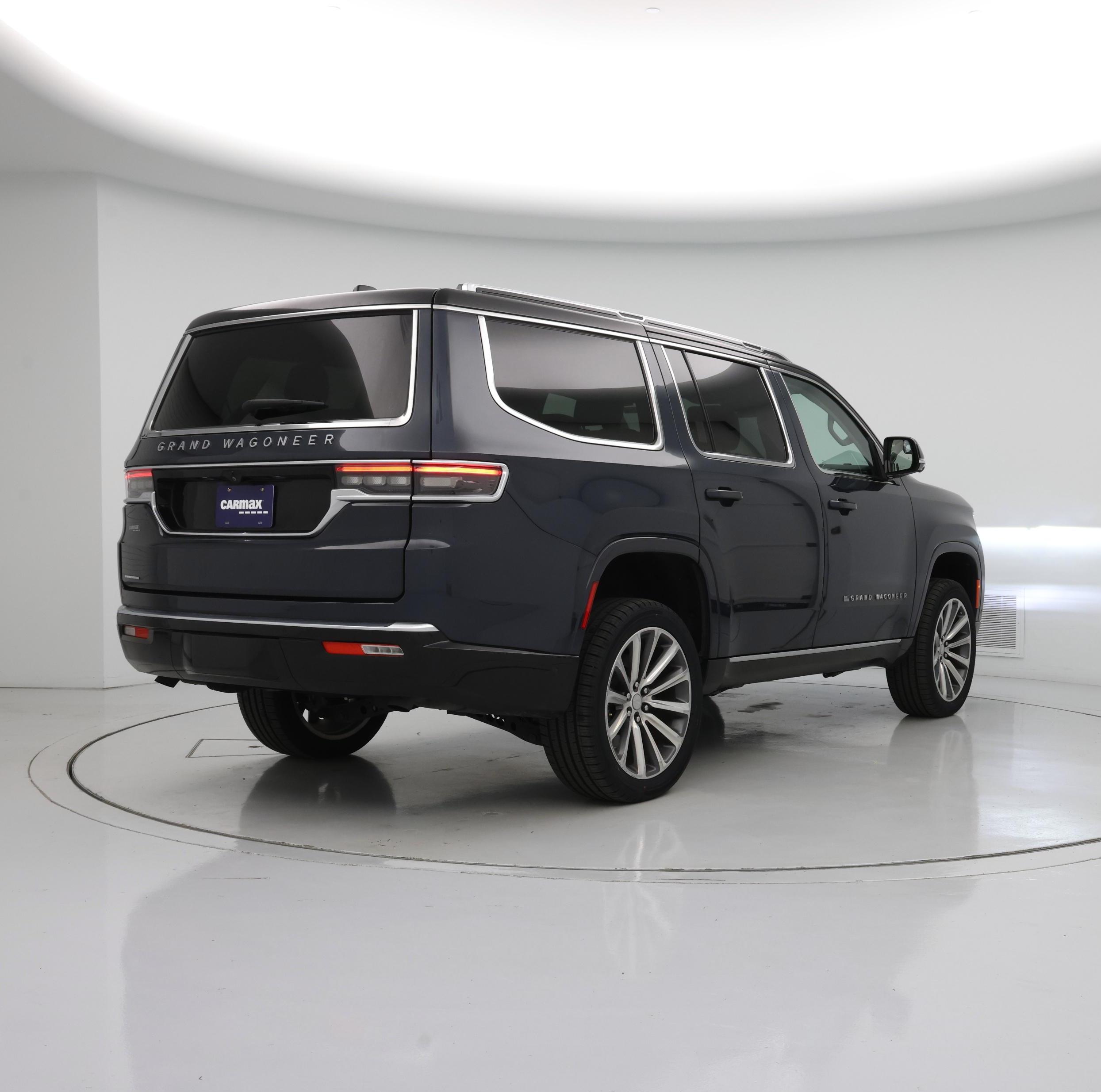 Thumbnail: 2023 Jeep Grand Wagoneer - 8