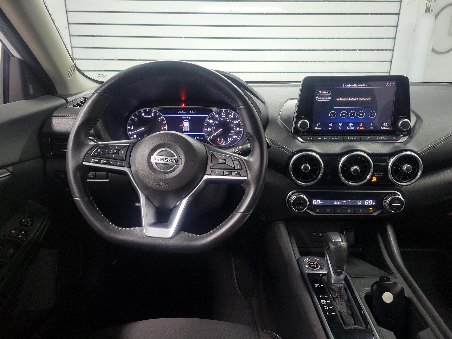 Thumbnail: 2020 Nissan Sentra - 10
