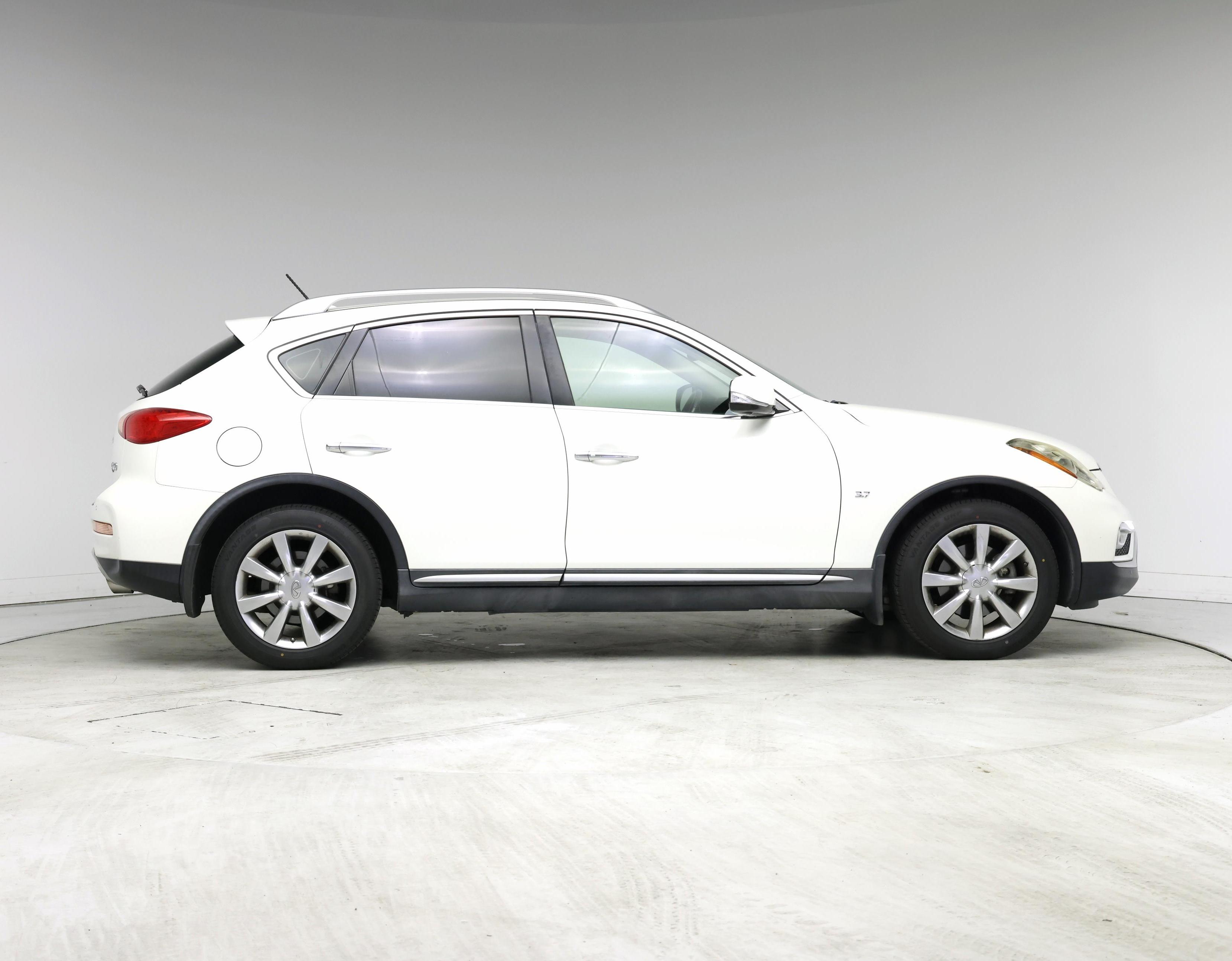 Thumbnail: 2016 INFINITI QX50 - 7