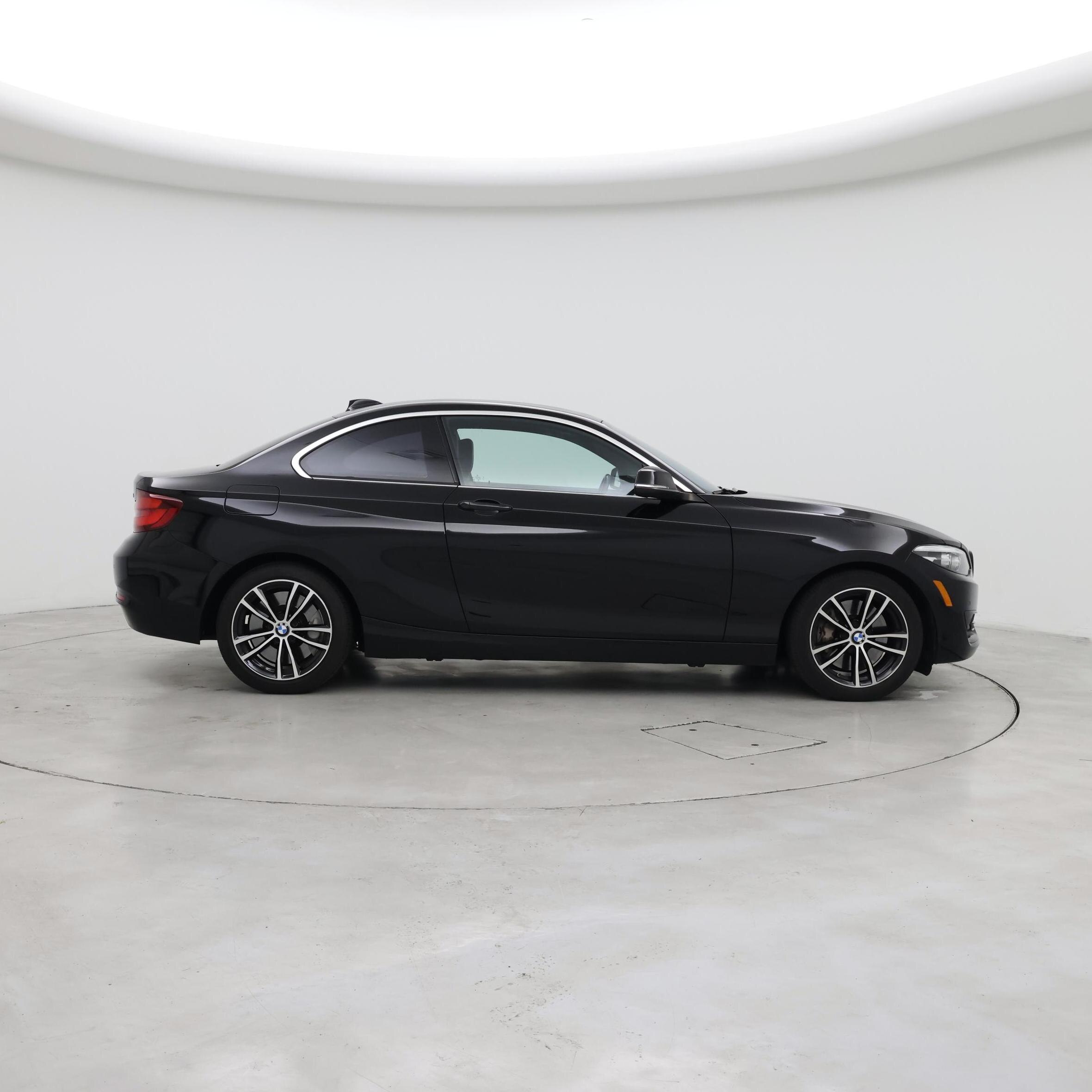 Thumbnail: 2021 BMW 2 Series - 7