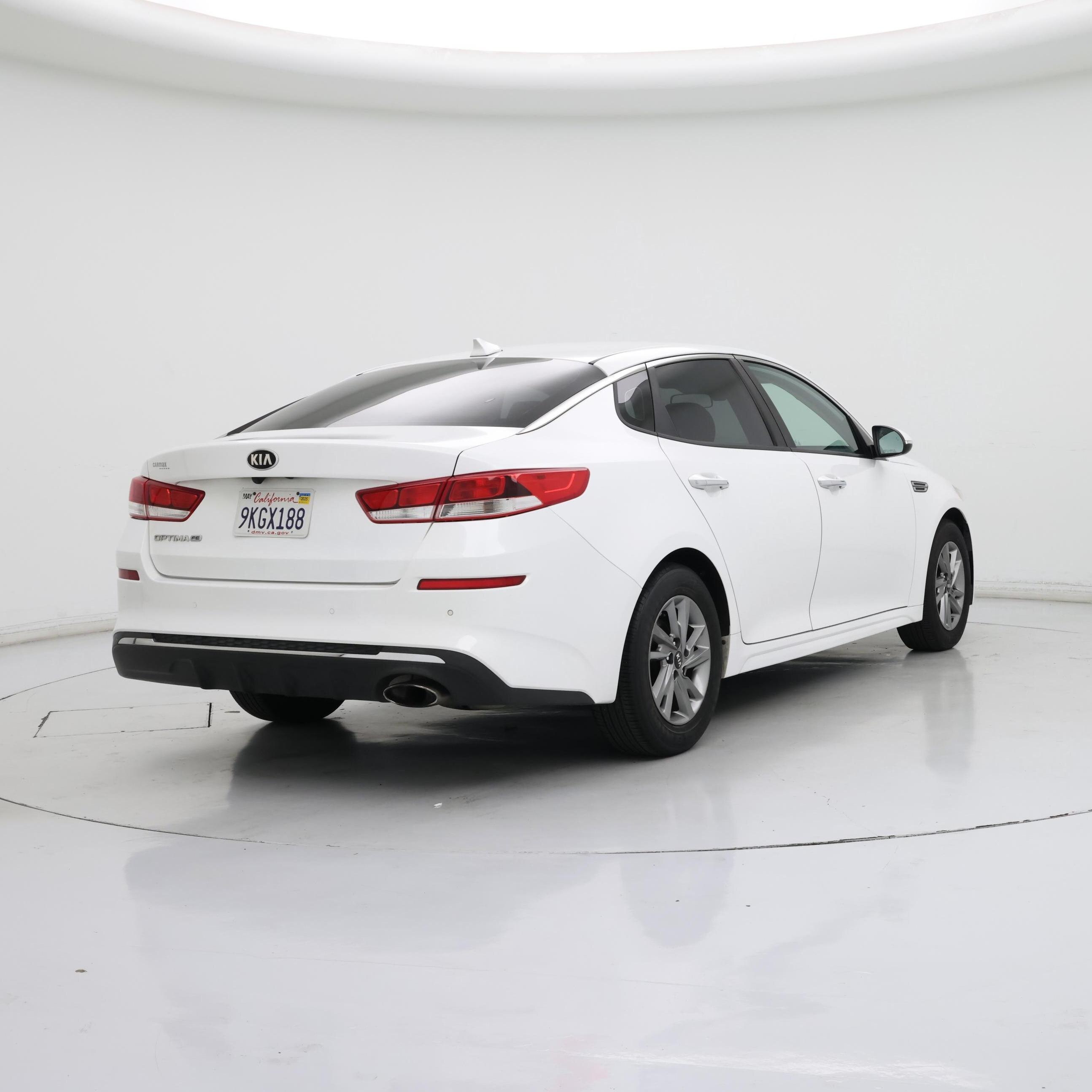 Thumbnail: 2019 Kia Optima - 8