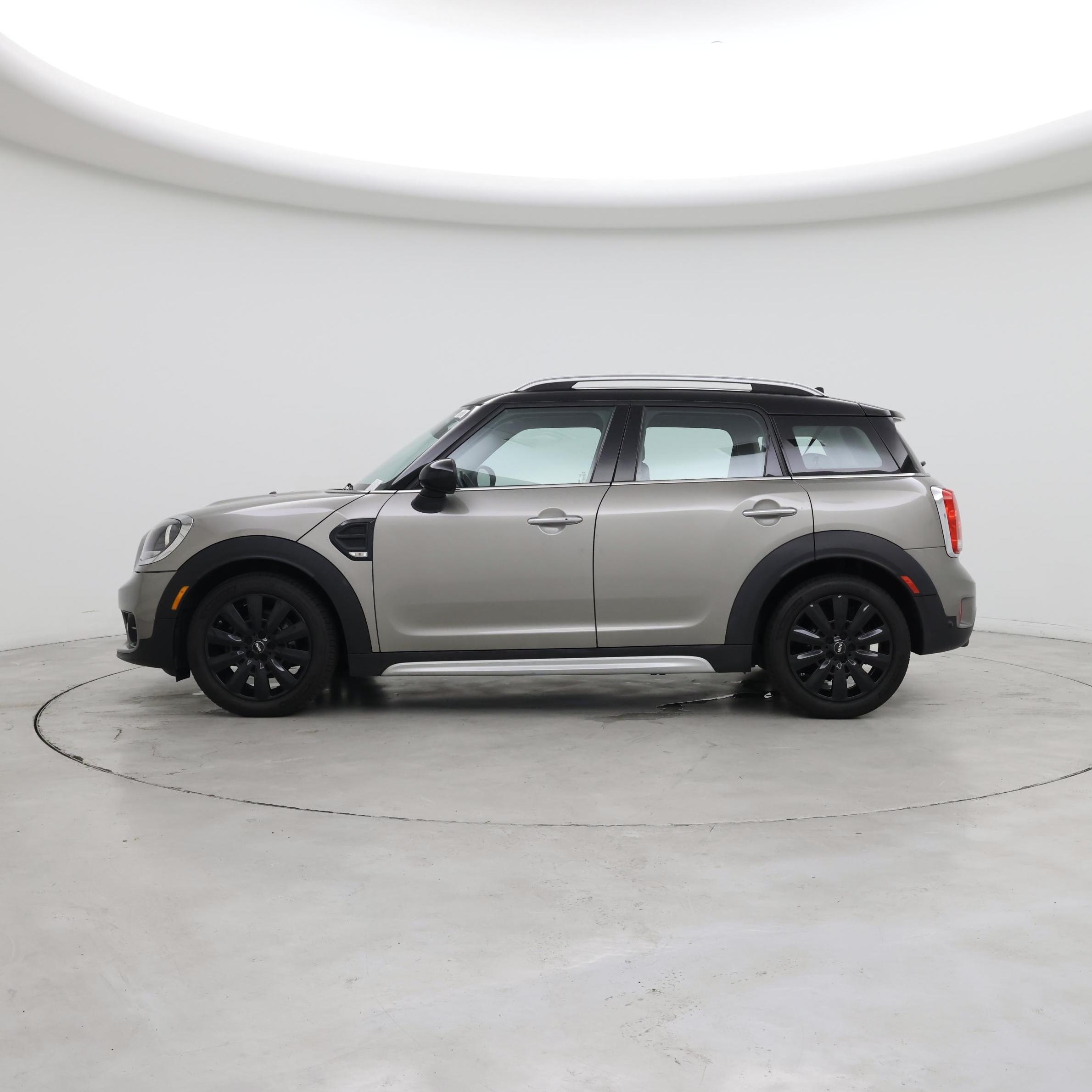Thumbnail: 2017 MINI Cooper Countryman - 3
