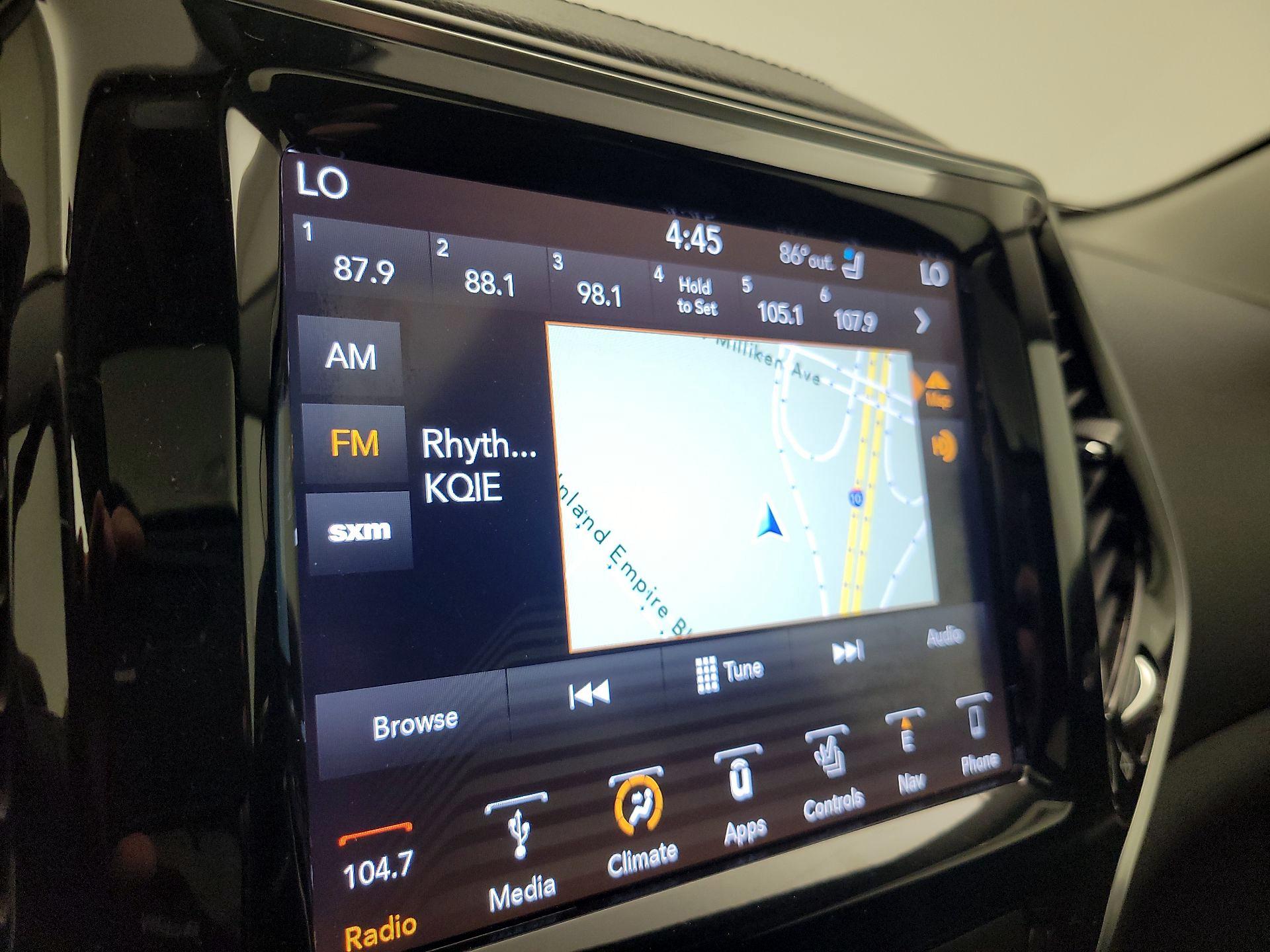 Thumbnail: 2019 Jeep Cherokee - 16