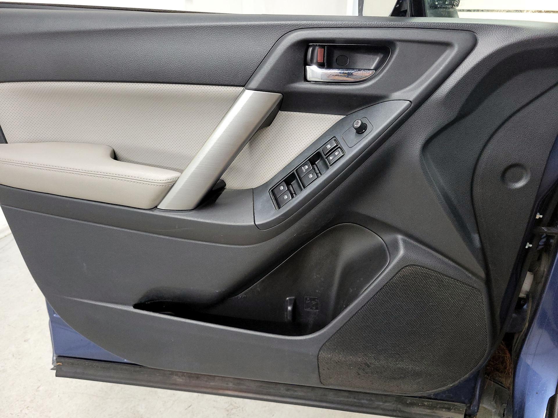 Thumbnail: 2014 Subaru Forester - 12