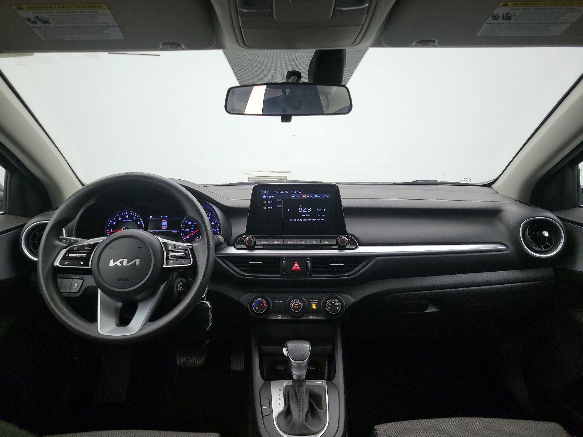 Thumbnail: 2023 Kia Forte - 9