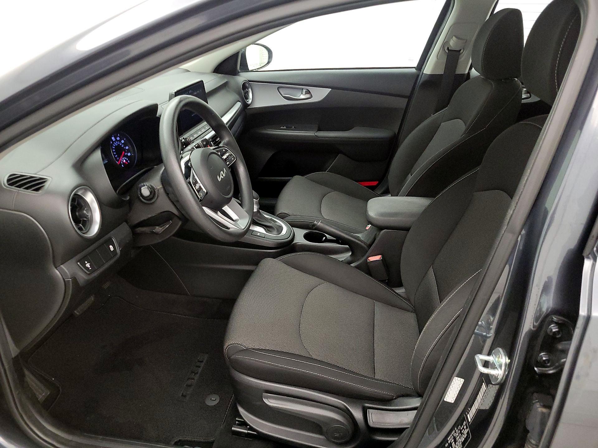 Thumbnail: 2023 Kia Forte - 11