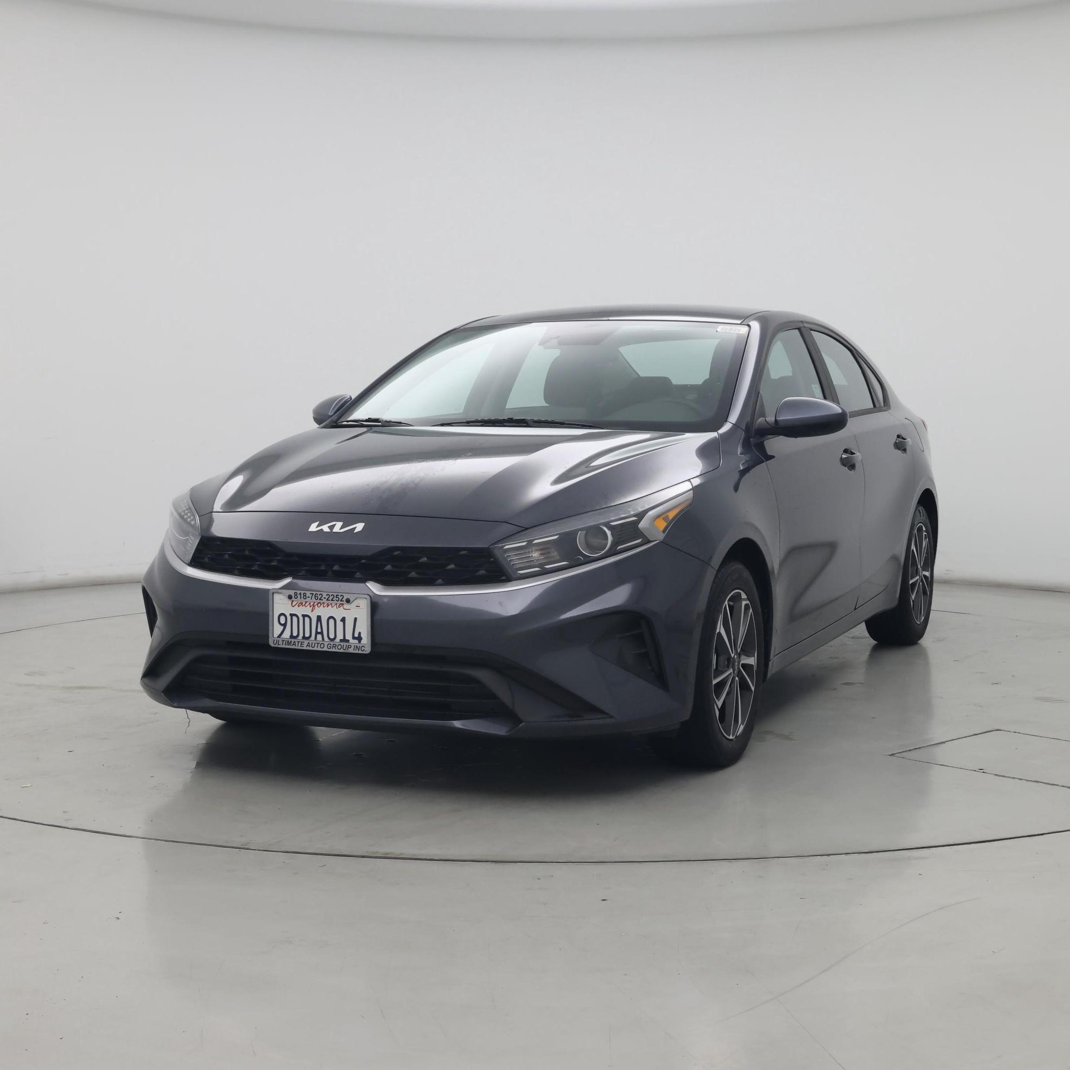 Thumbnail: 2023 Kia Forte - 4