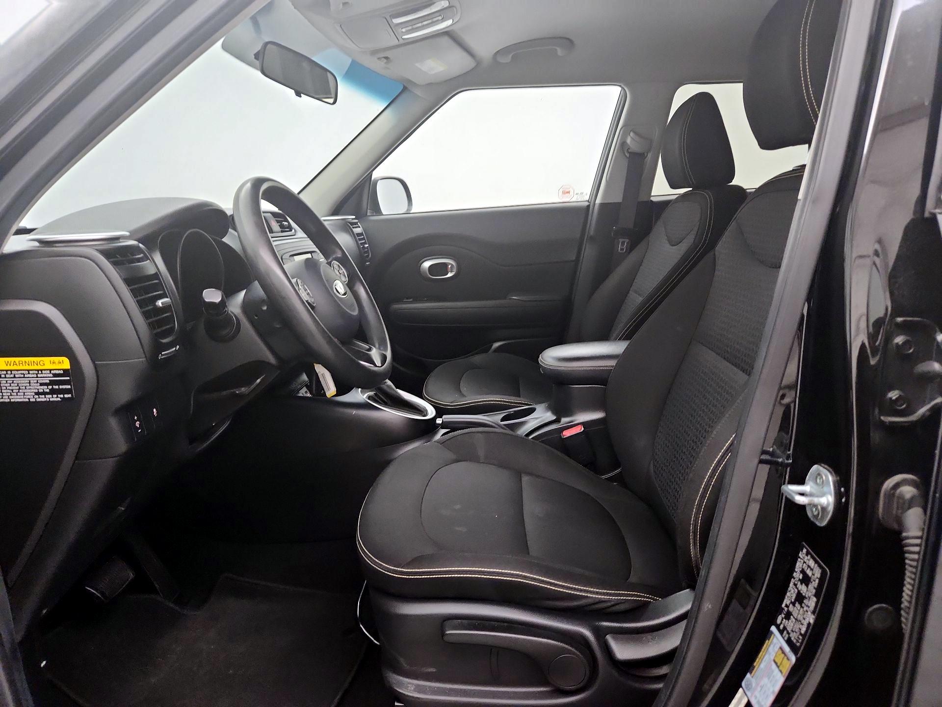 Thumbnail: 2015 Kia Soul - 11