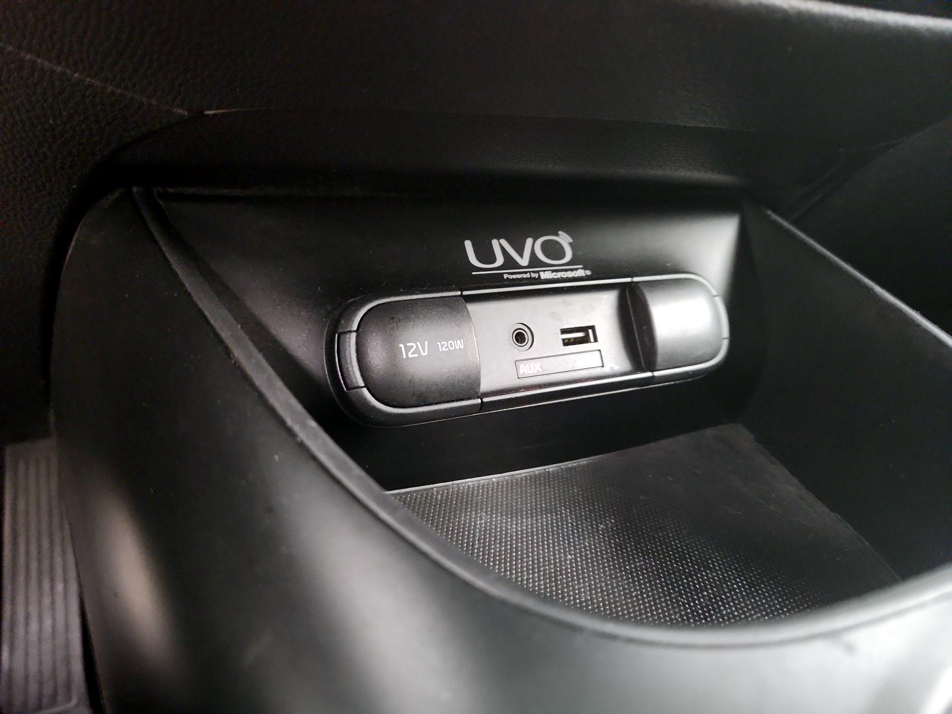 Thumbnail: 2015 Kia Soul - 18