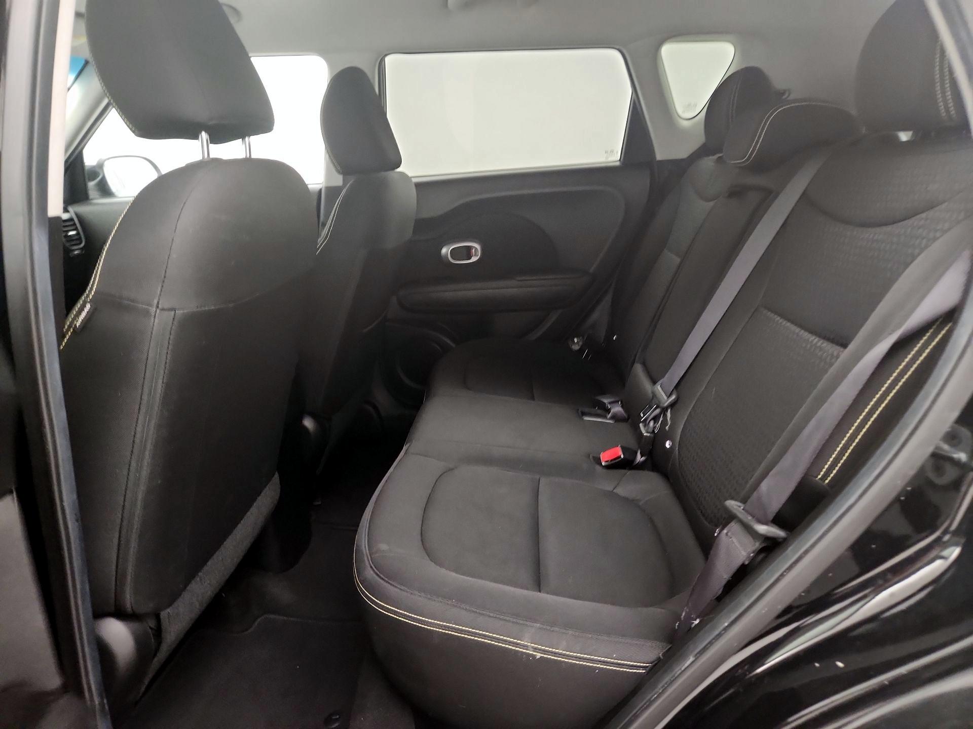 Thumbnail: 2015 Kia Soul - 19