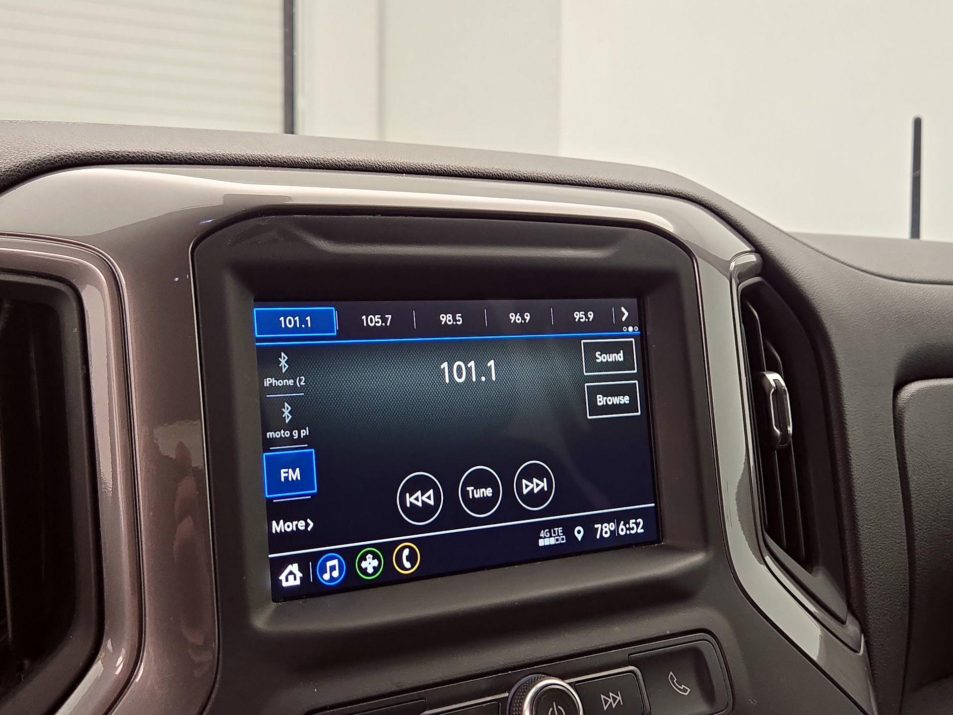 Thumbnail: 2019 Chevrolet Silverado 1500 - 15