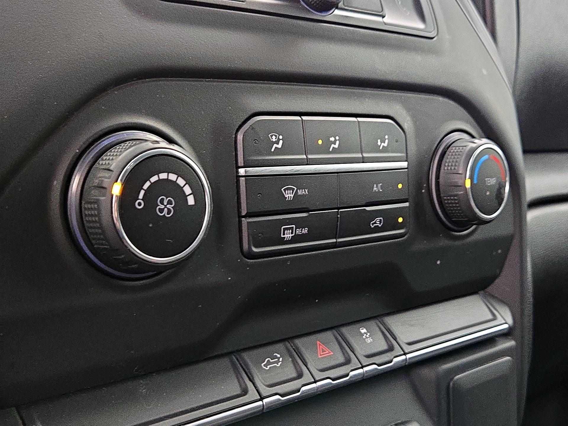 Thumbnail: 2019 Chevrolet Silverado 1500 - 16