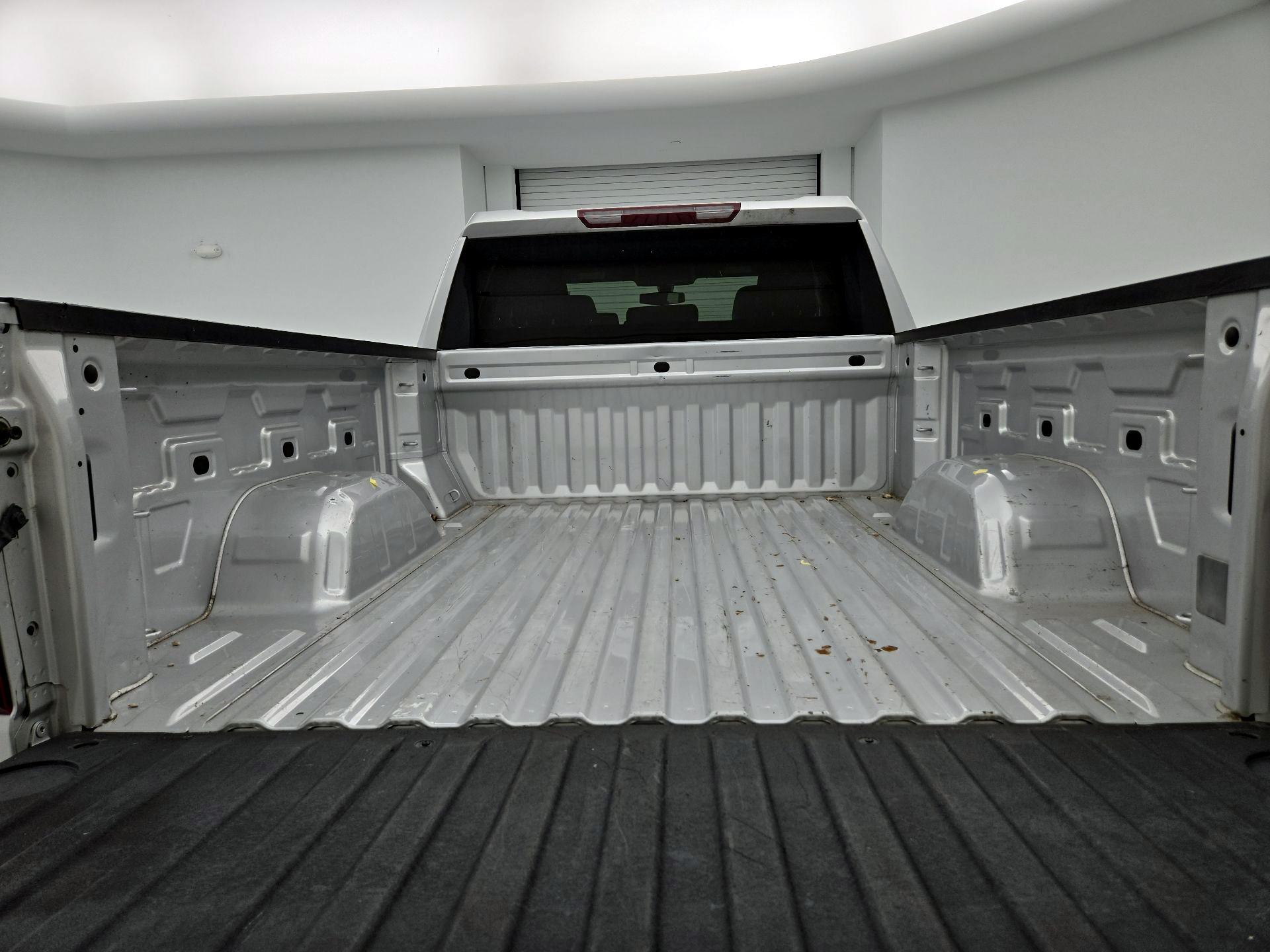 Thumbnail: 2019 Chevrolet Silverado 1500 - 20