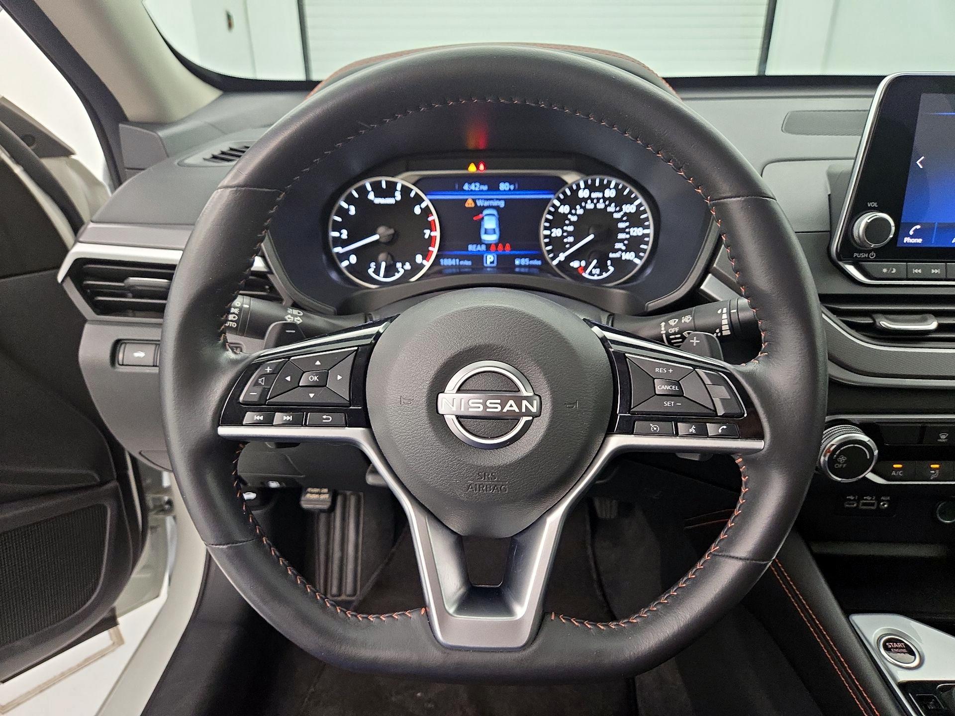 Thumbnail: 2023 Nissan Altima - 10