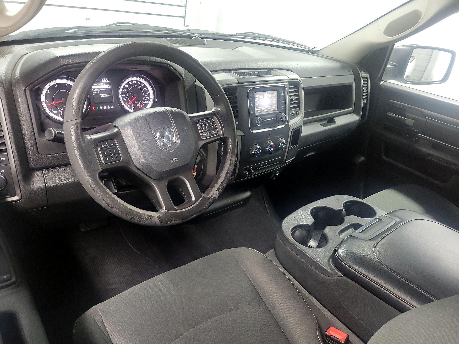 Thumbnail: 2021 RAM 1500 Classic - 9