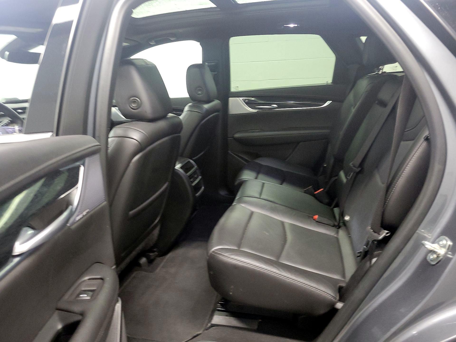 Thumbnail: 2020 Cadillac XT5 - 19
