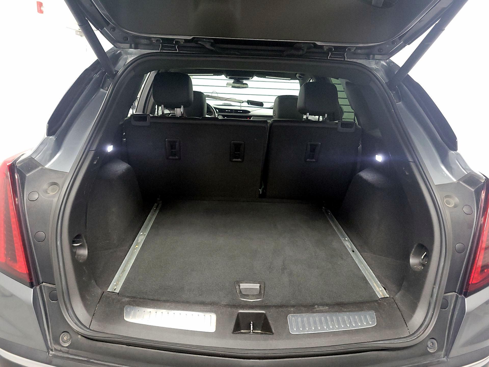 Thumbnail: 2020 Cadillac XT5 - 20