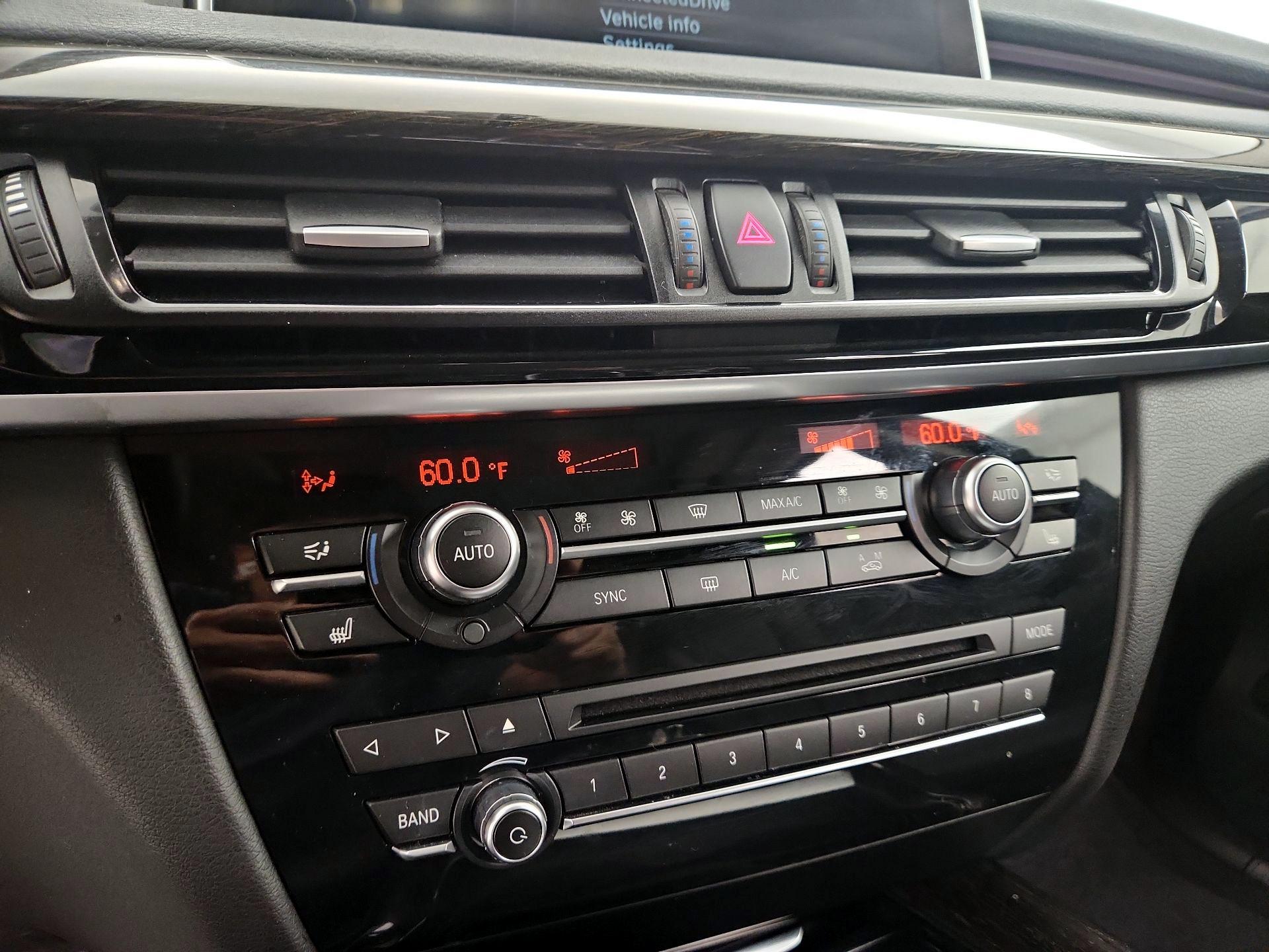 Thumbnail: 2016 BMW X5 - 16