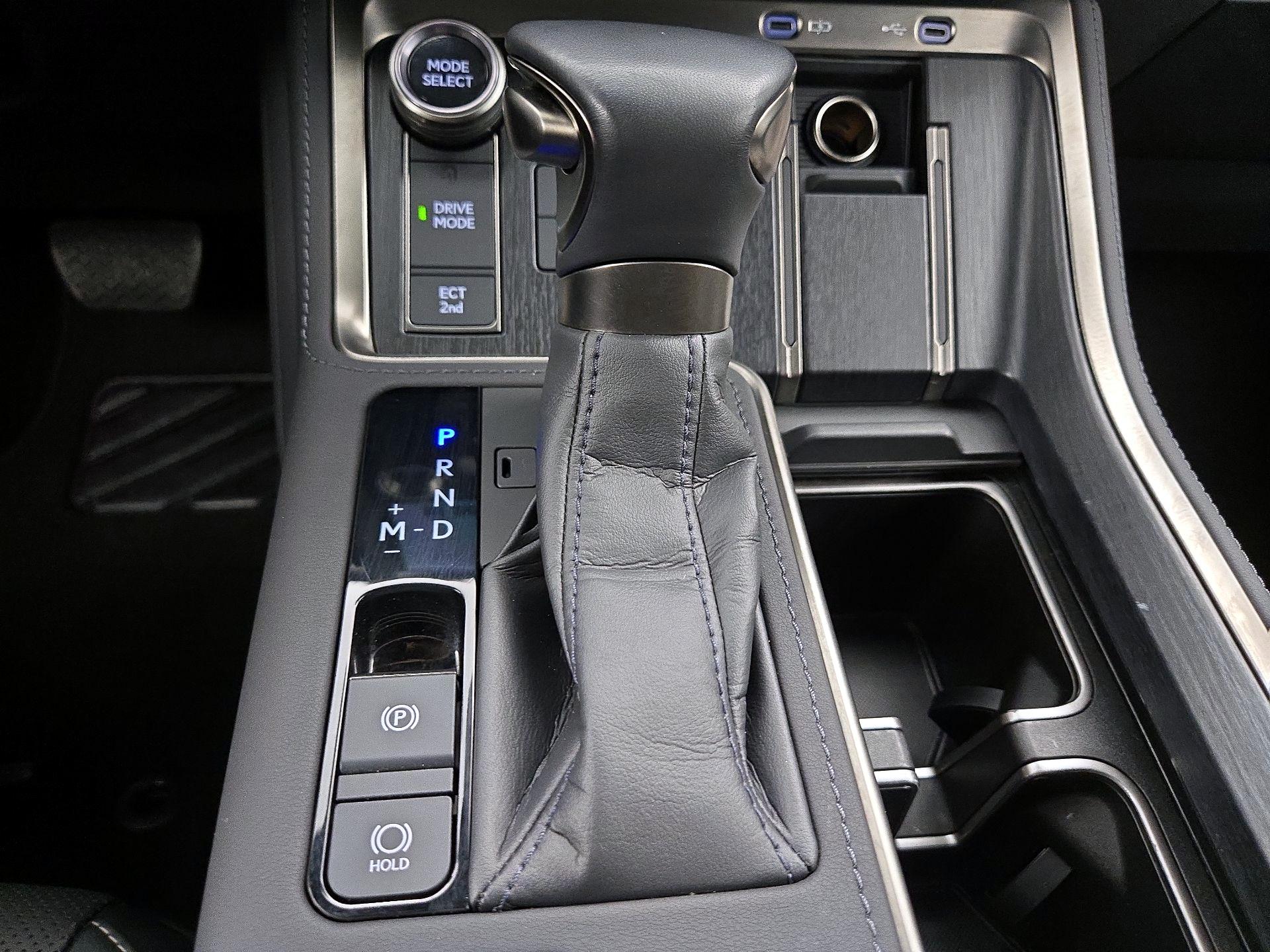 Thumbnail: 2024 Lexus GX - 17