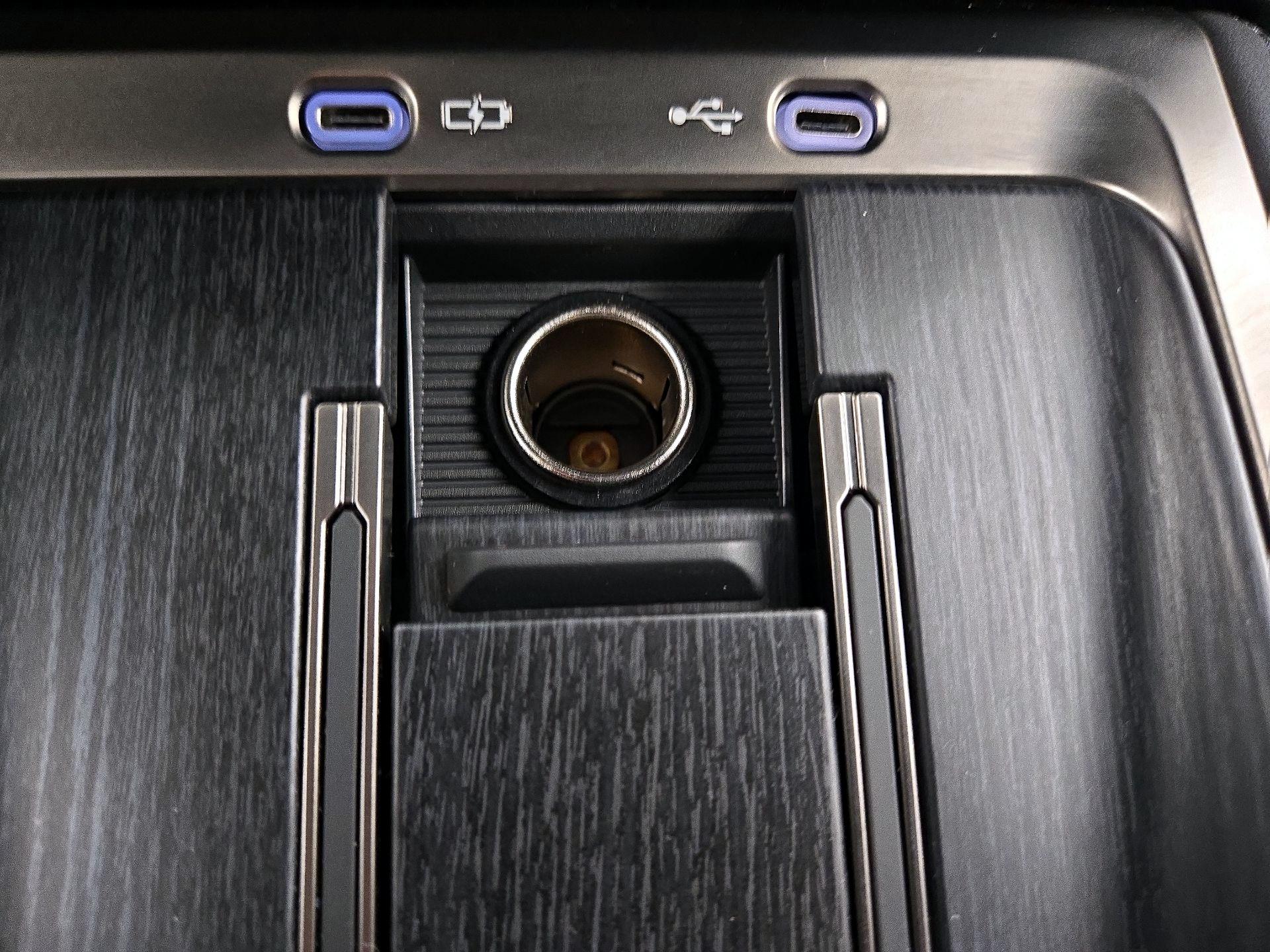 Thumbnail: 2024 Lexus GX - 18