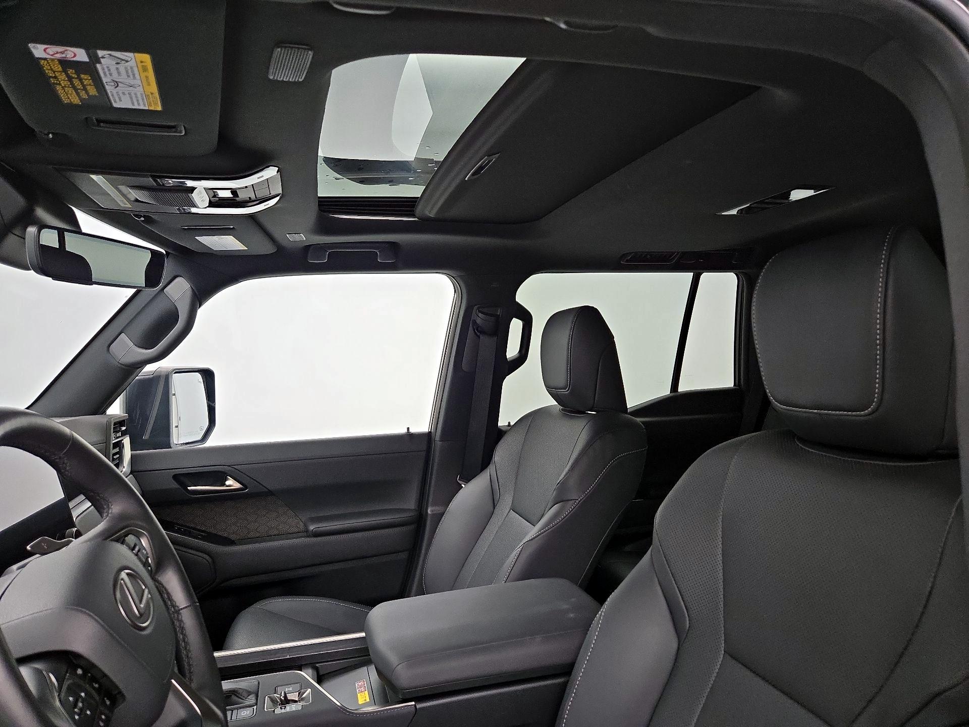 Thumbnail: 2024 Lexus GX - 19