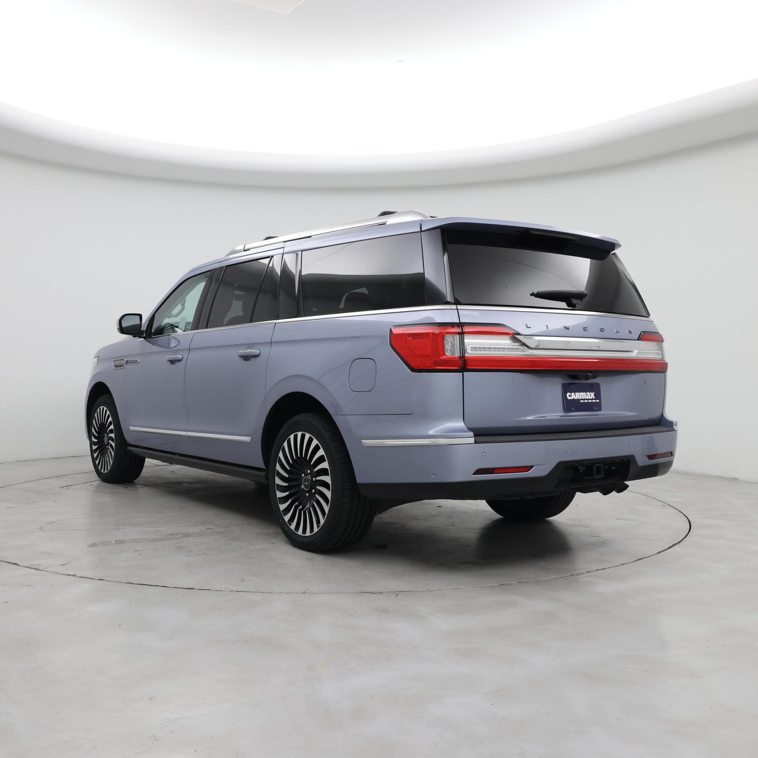 Thumbnail: 2020 Lincoln Navigator L - 2