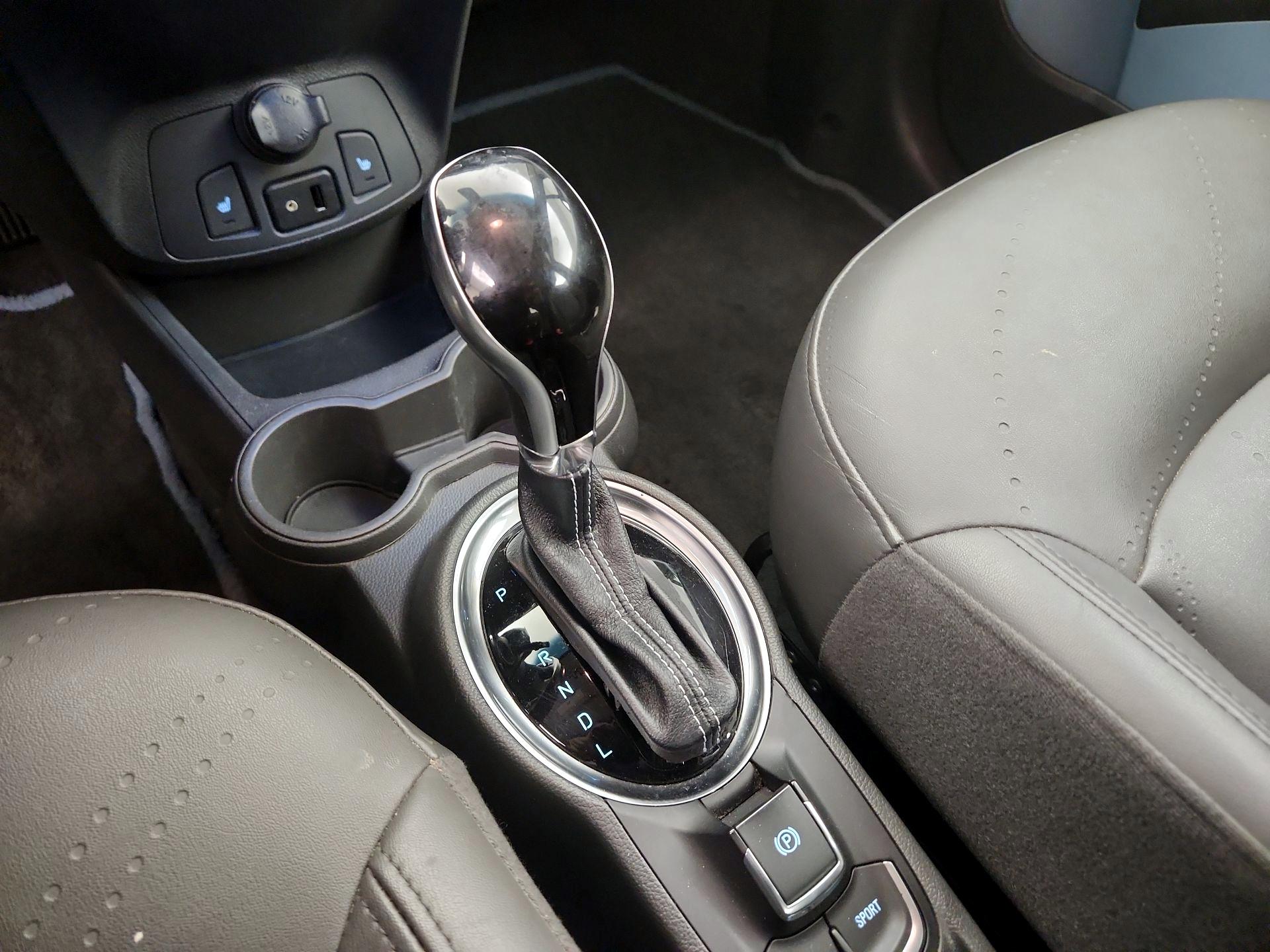 Thumbnail: 2014 Chevrolet Spark - 16