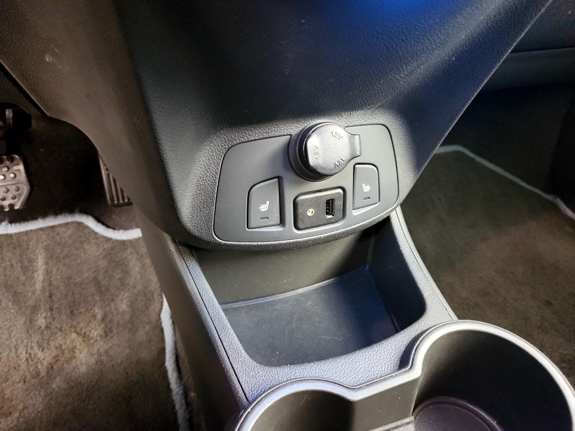 Thumbnail: 2014 Chevrolet Spark - 17
