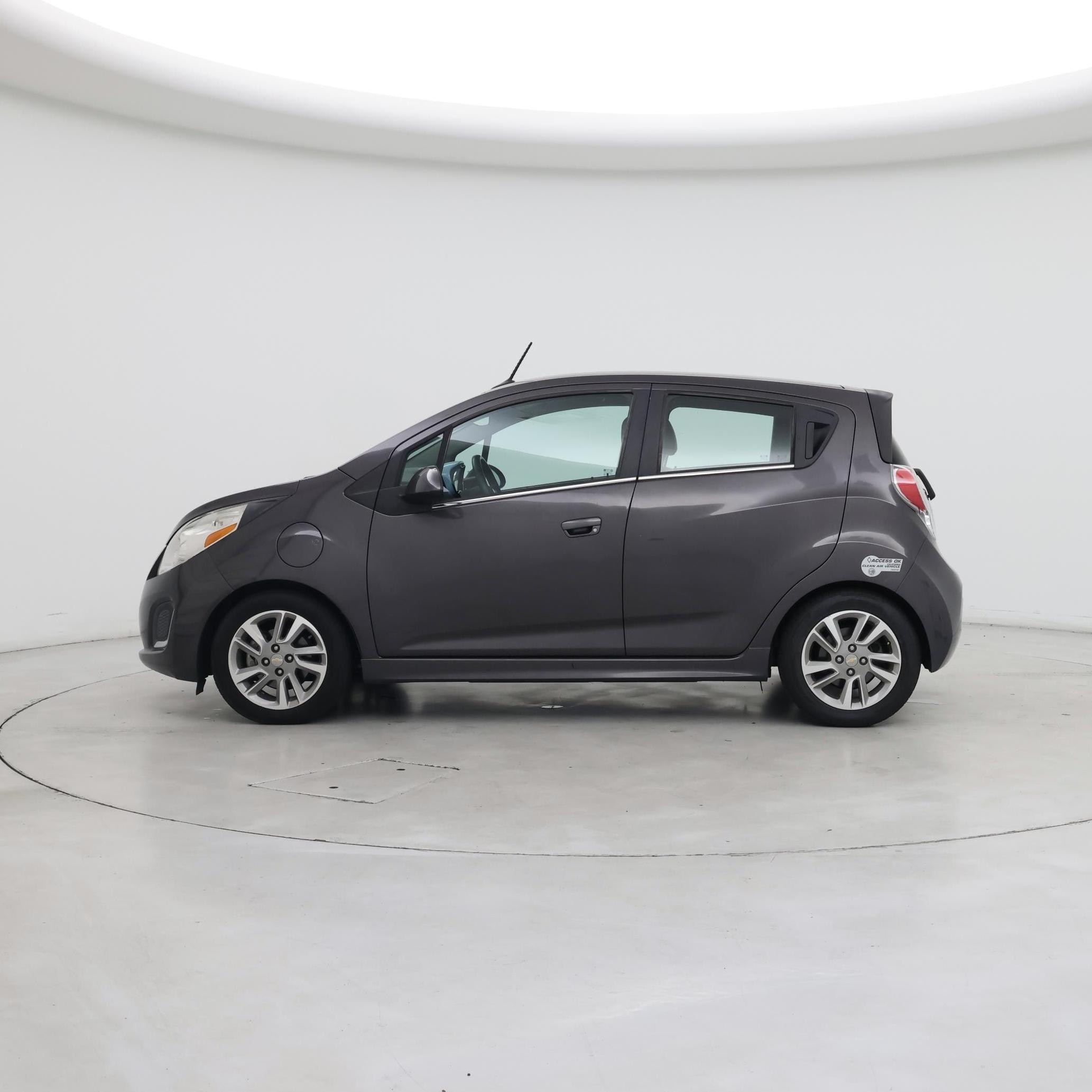 Thumbnail: 2014 Chevrolet Spark - 3